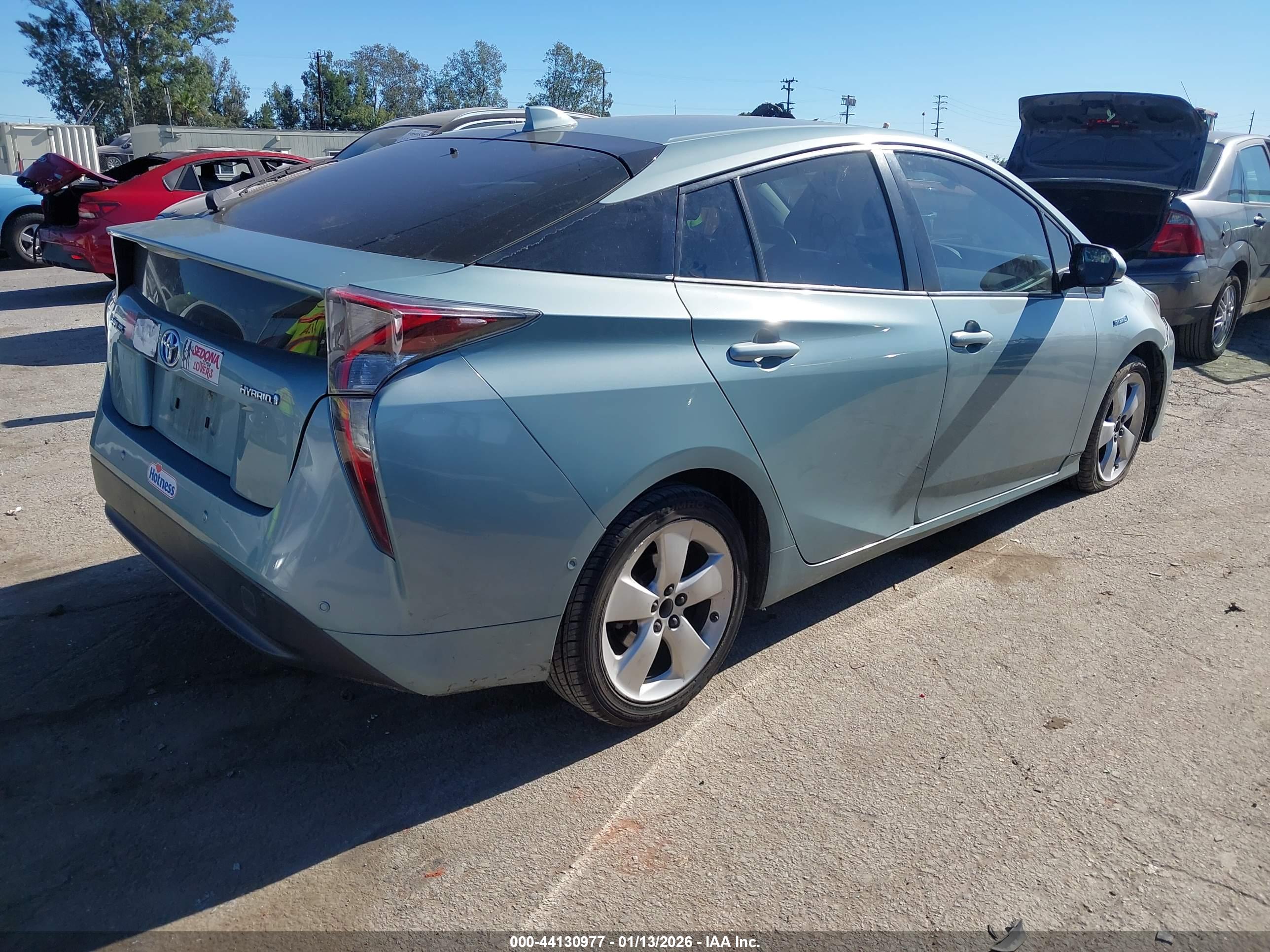 TOYOTA PRIUS image 4