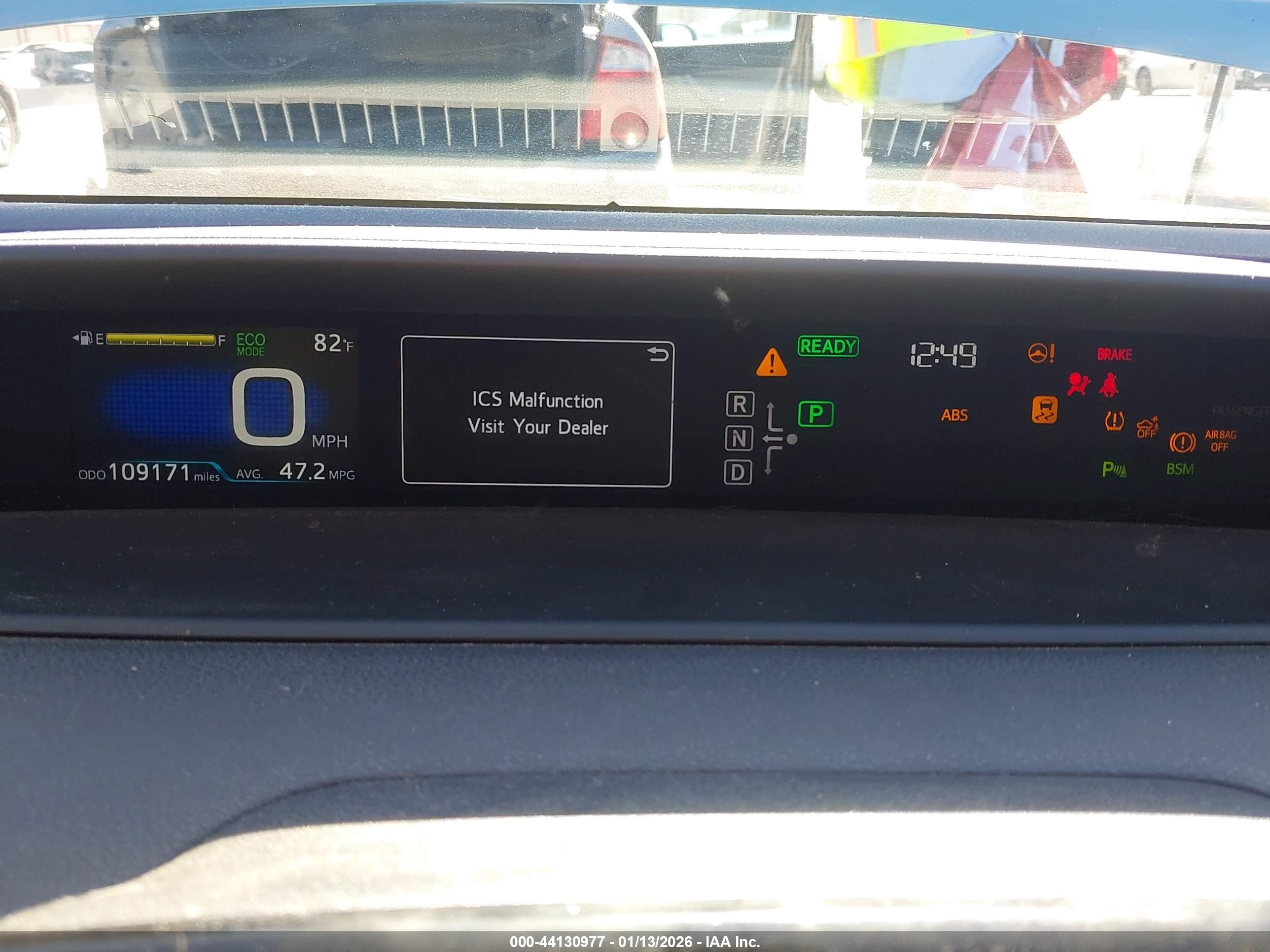 TOYOTA PRIUS image 7