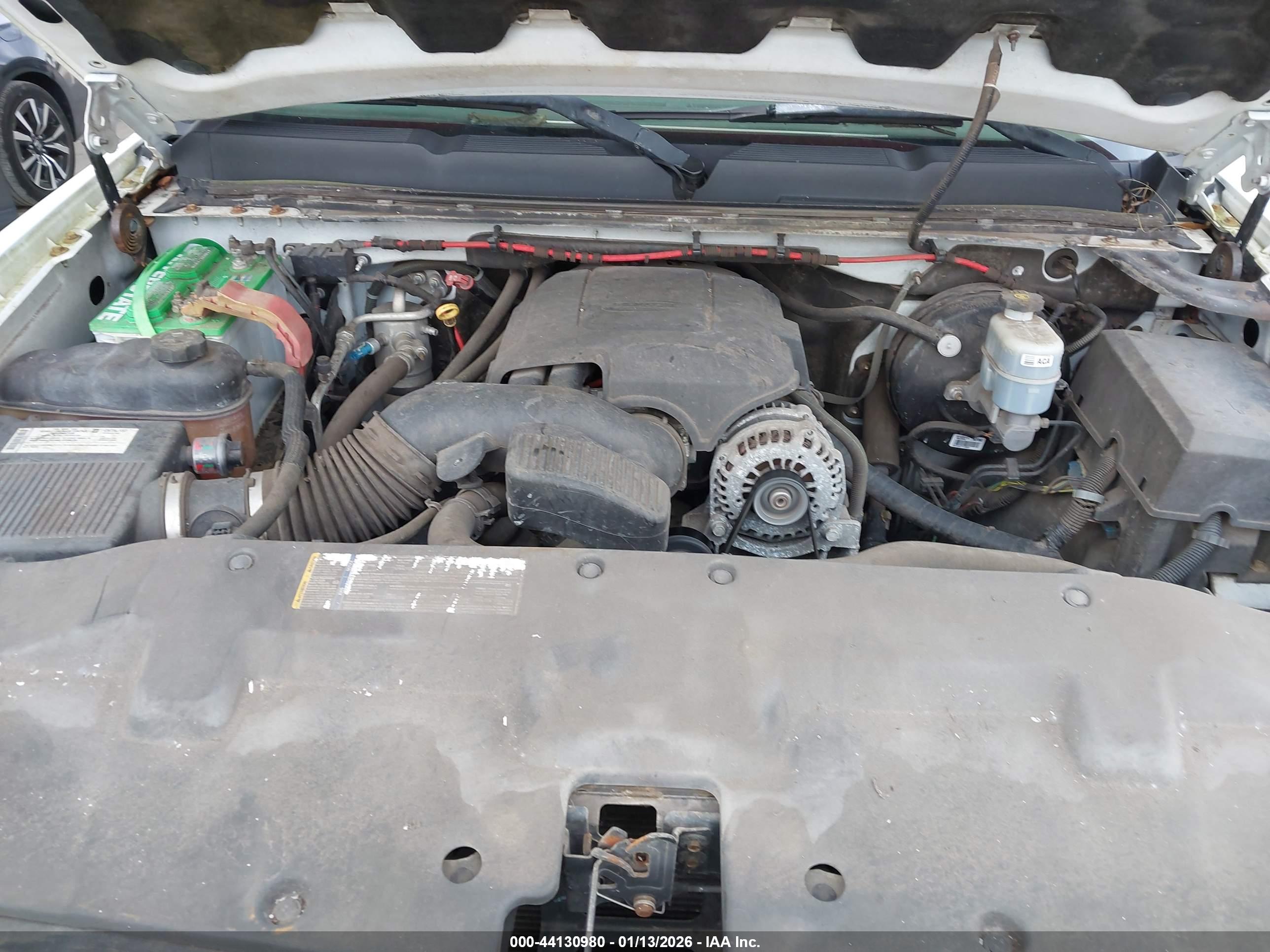 CHEVROLET SILVERADO image 10