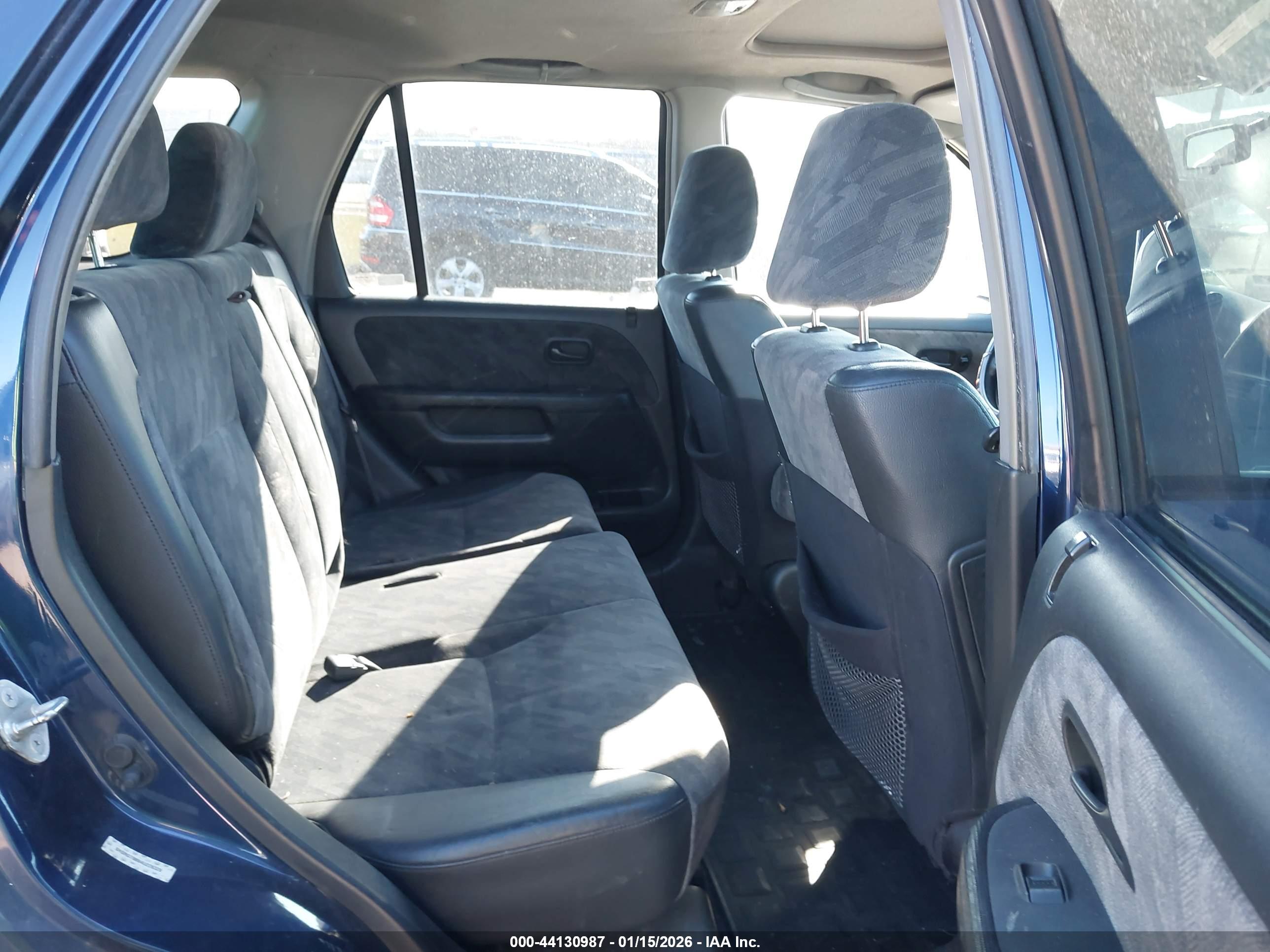 HONDA CR-V image 8