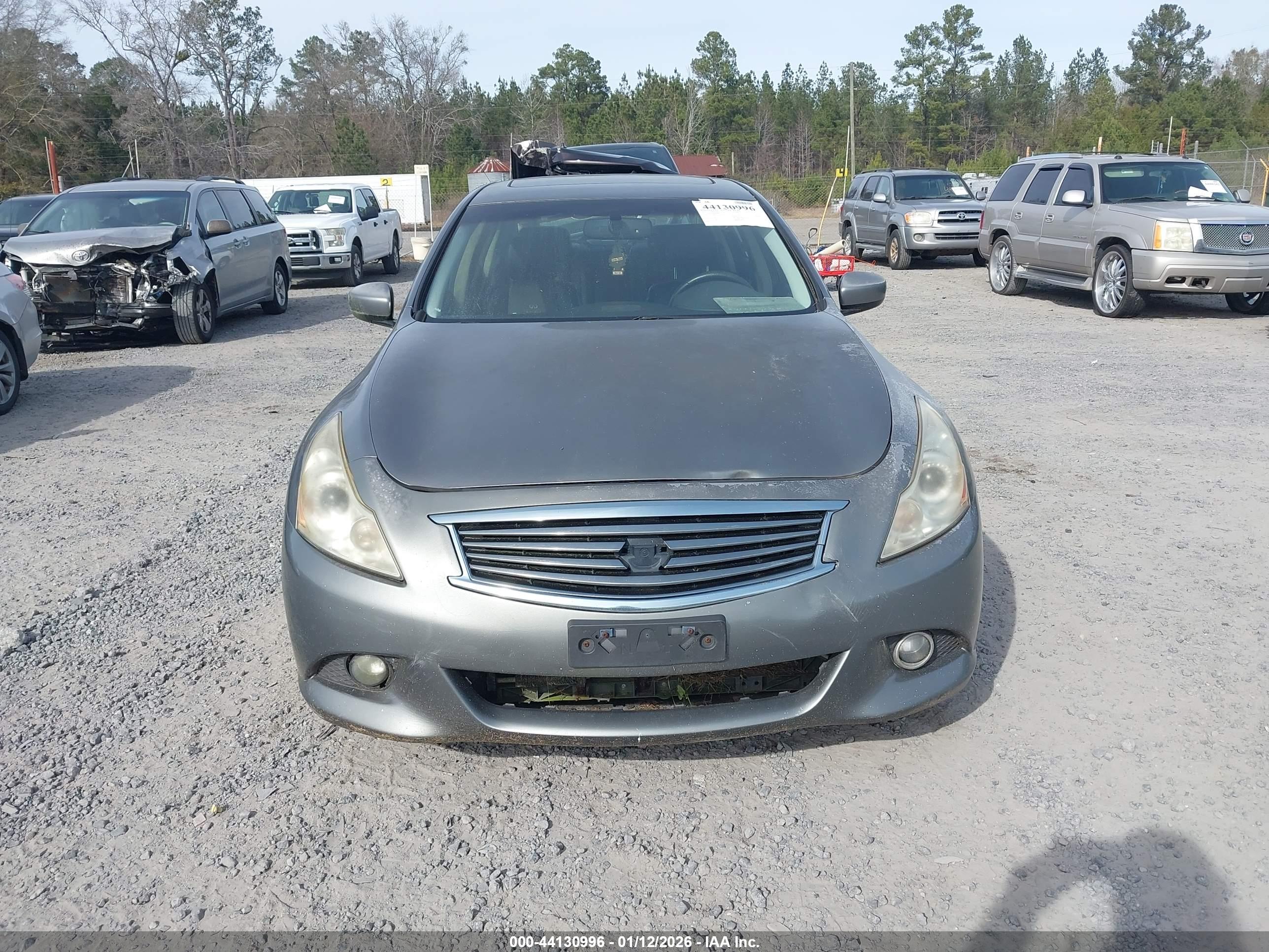 INFINITI G37X image 6