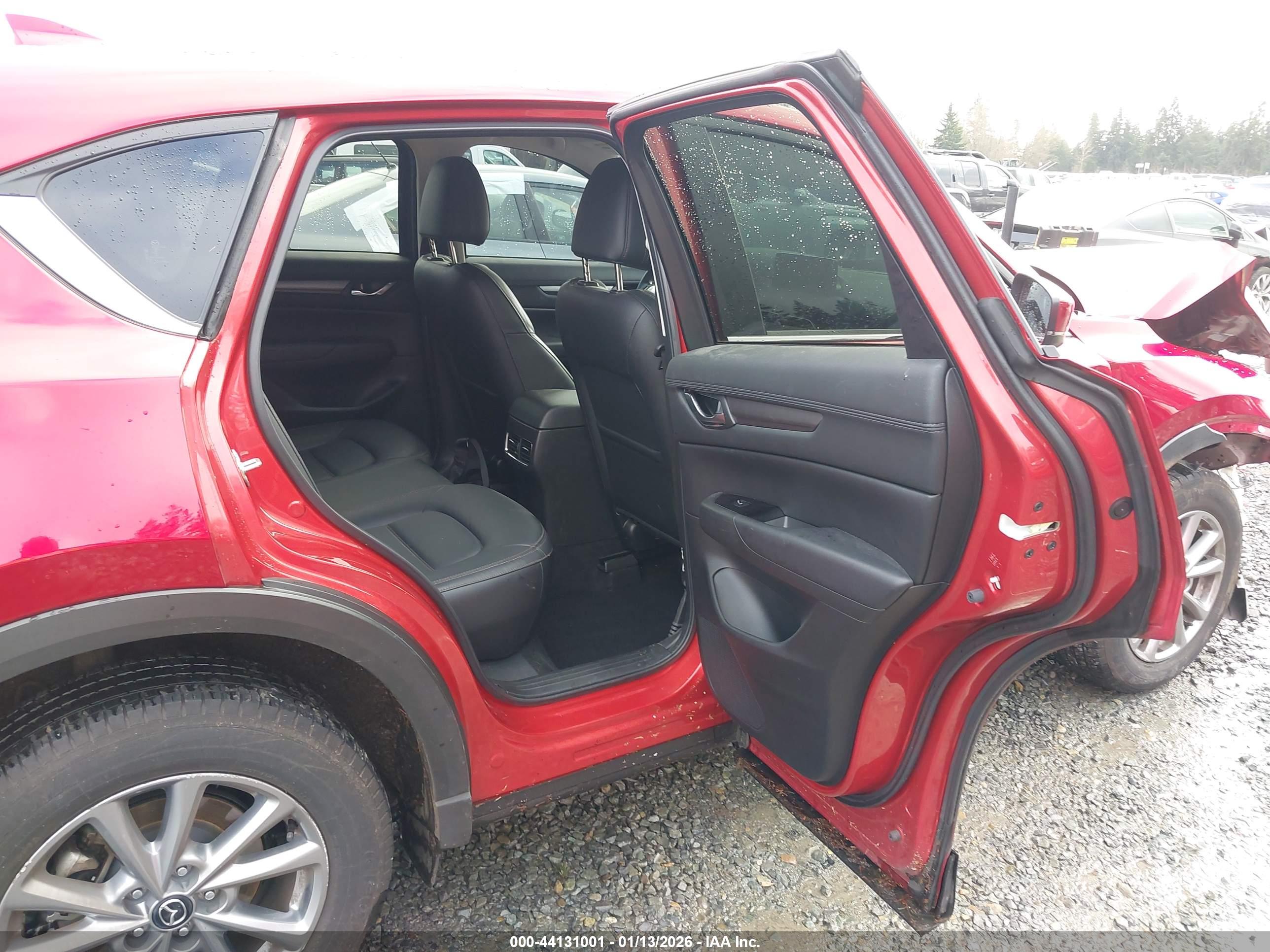 MAZDA CX-5 image 8