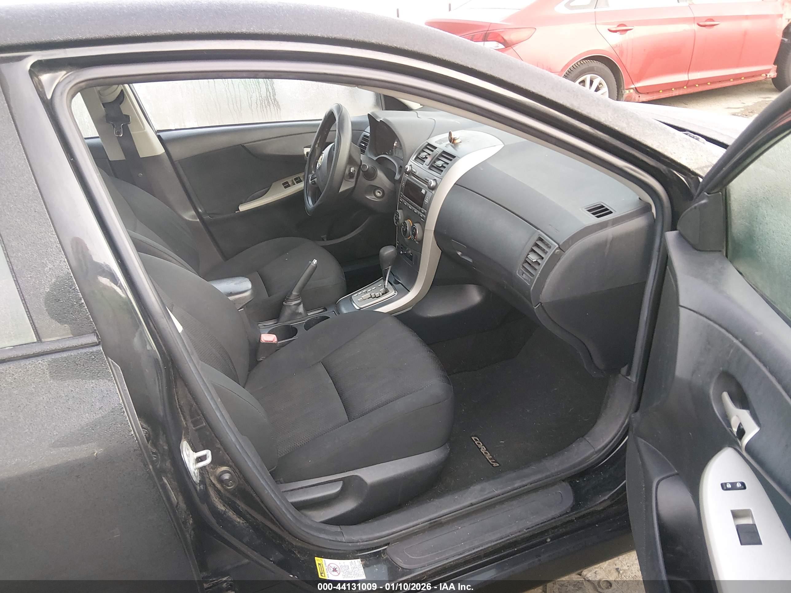 TOYOTA COROLLA image 5