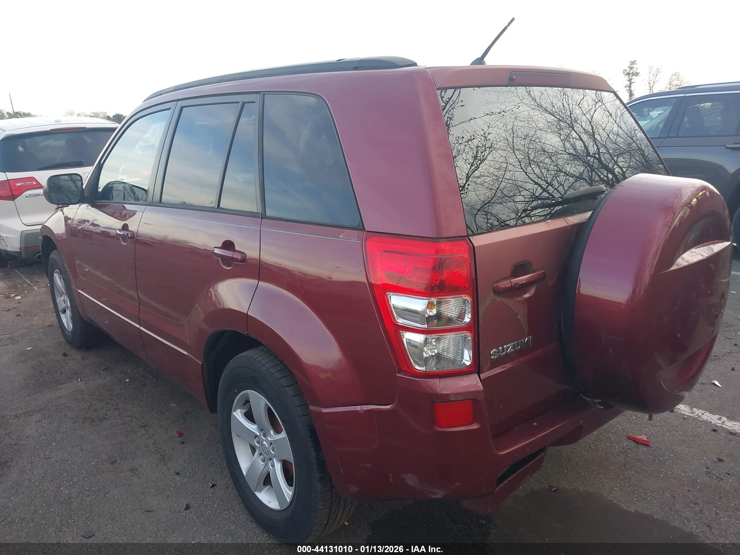 SUZUKI GRAND image 3