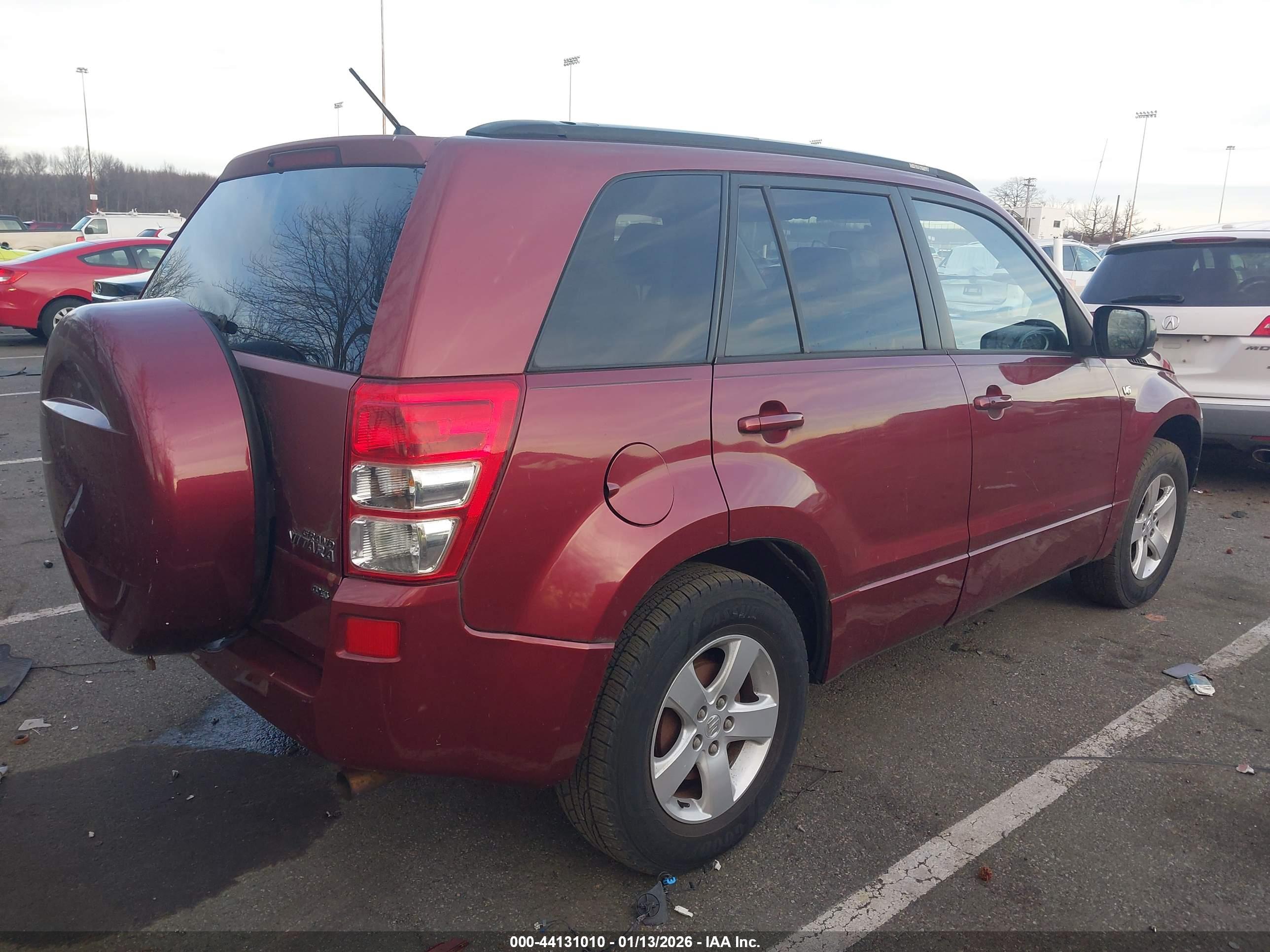 SUZUKI GRAND image 4