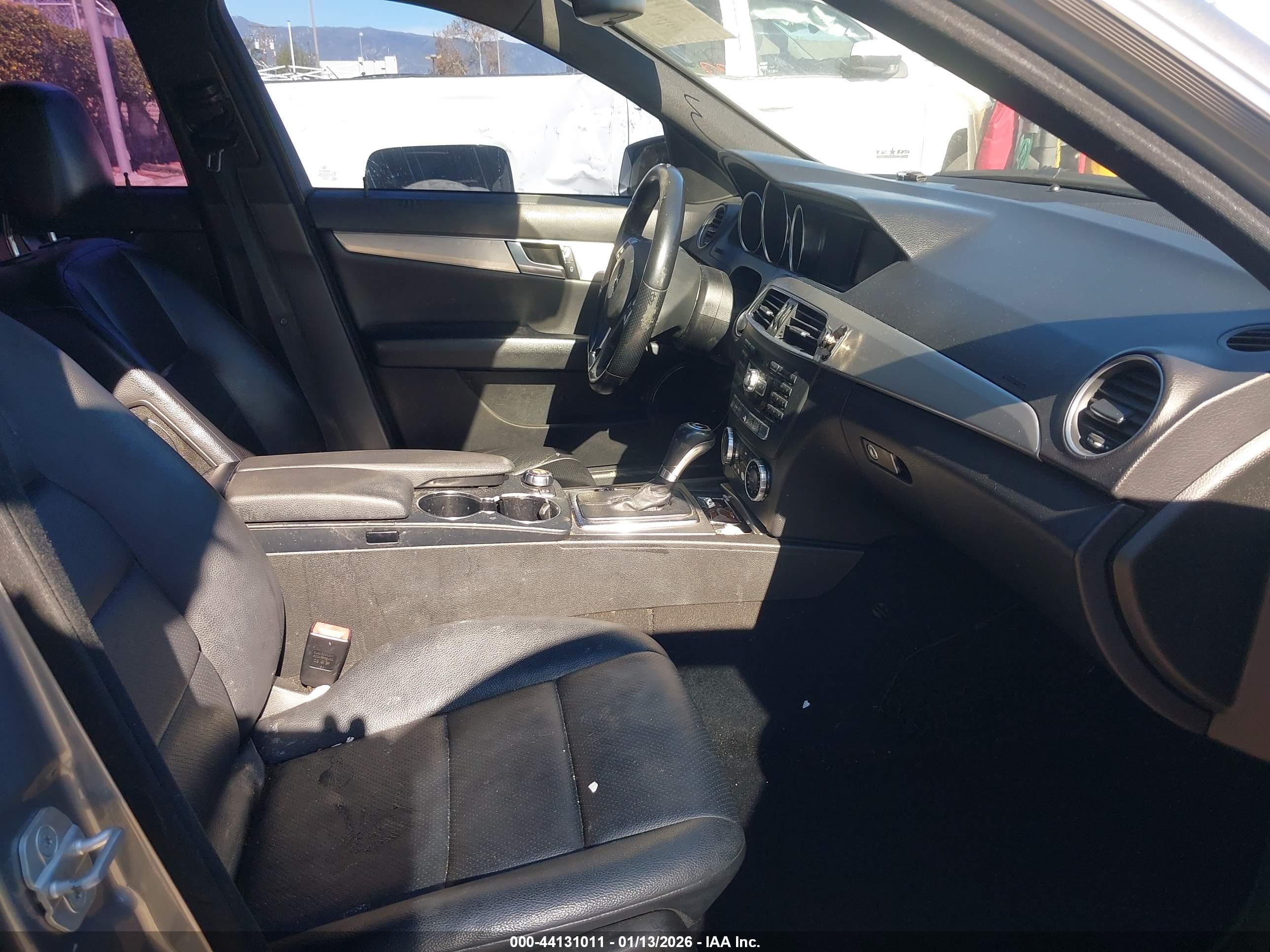 MERCEDES-BENZ C image 5
