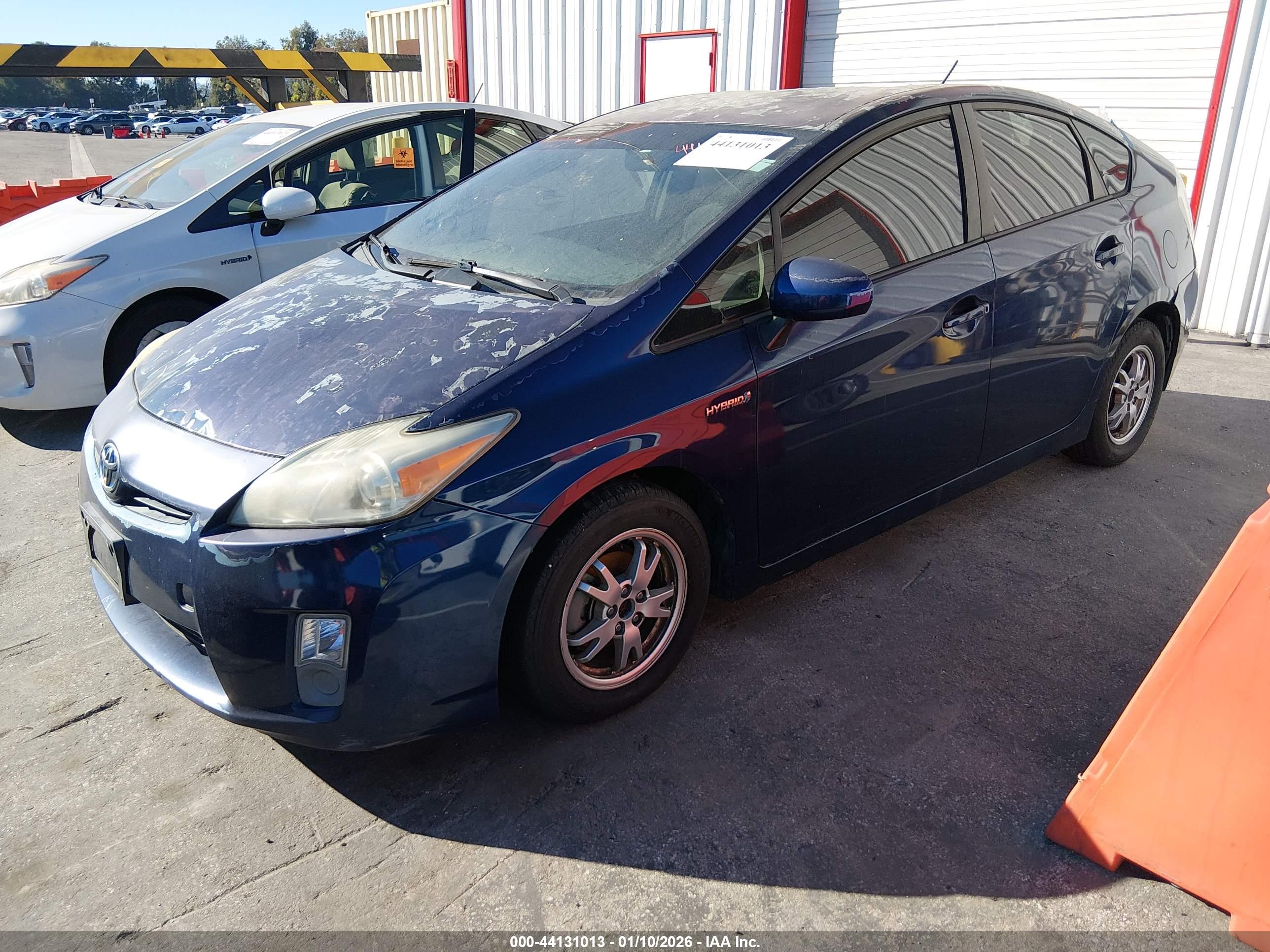TOYOTA PRIUS image 2