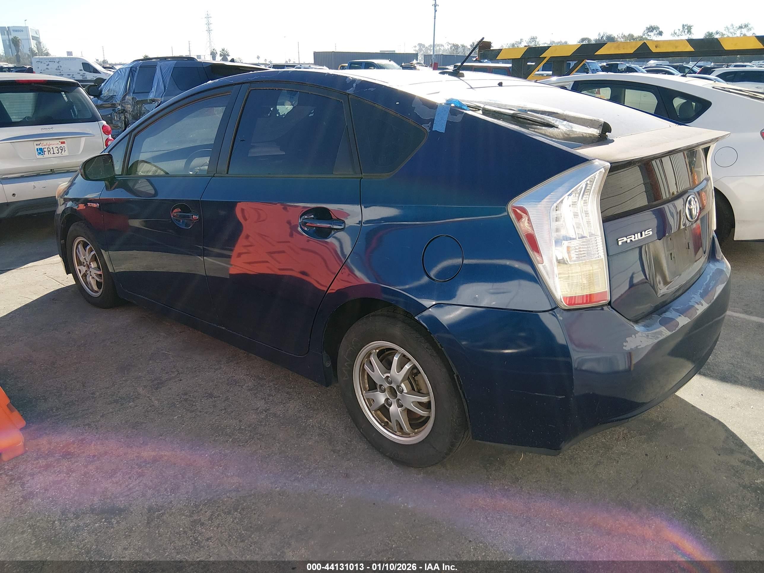 TOYOTA PRIUS image 3