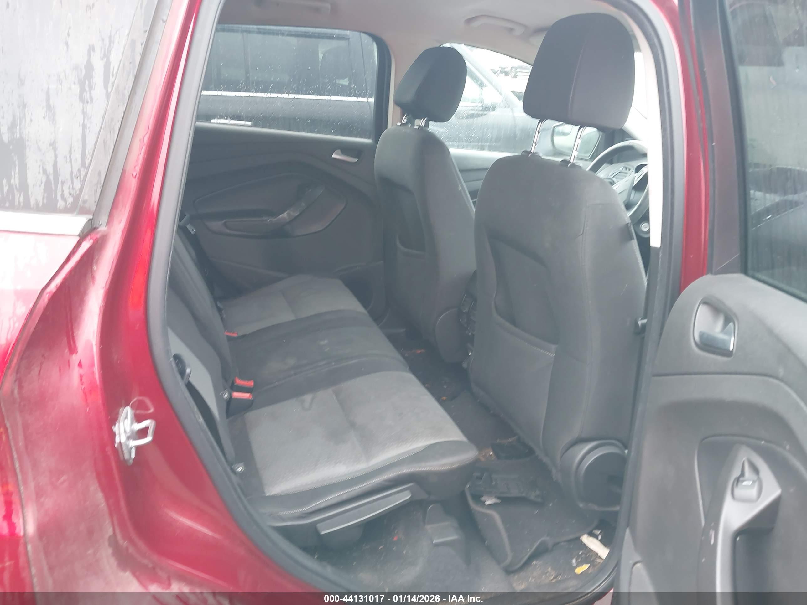 FORD ESCAPE image 8