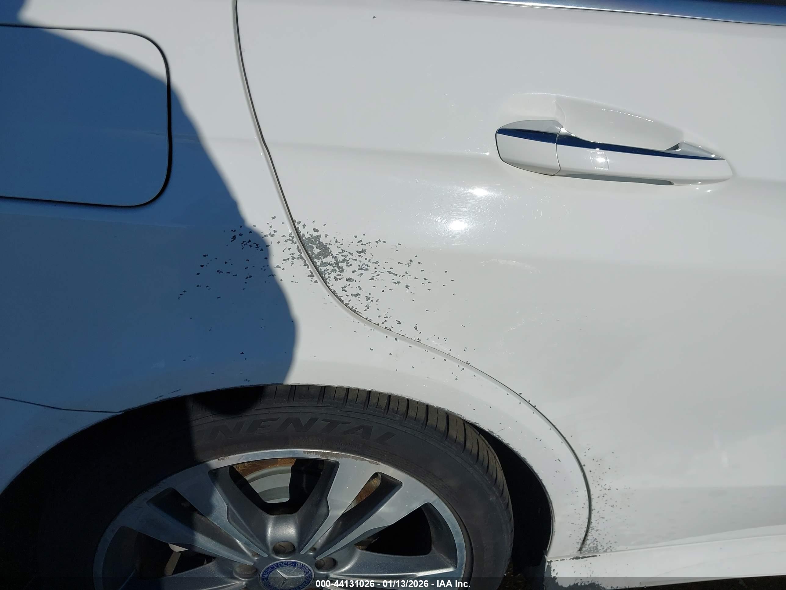 MERCEDES-BENZ E image 6