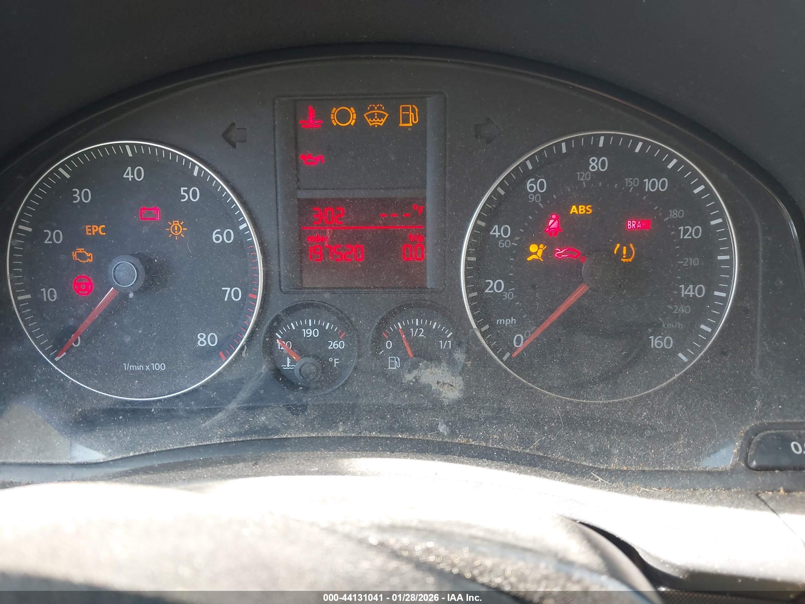 VOLKSWAGEN JETTA image 7