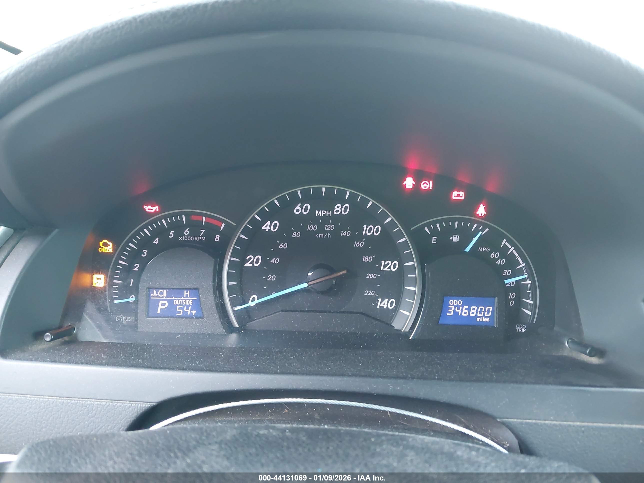 TOYOTA CAMRY image 7