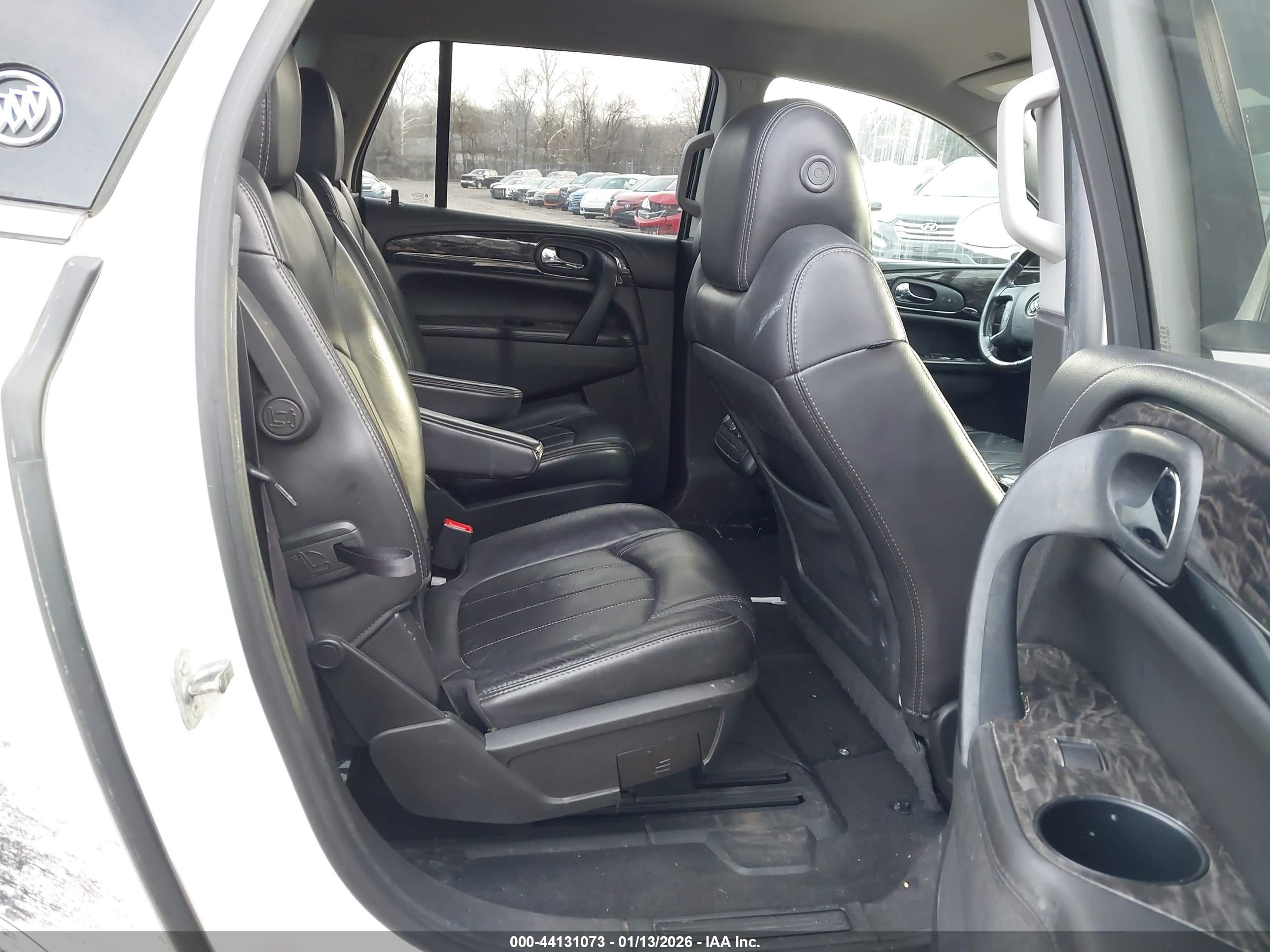 BUICK ENCLAVE image 8