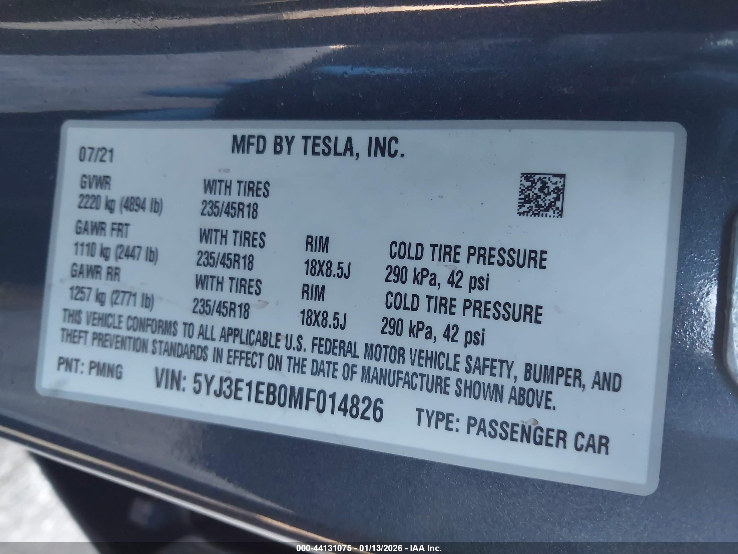 TESLA MODEL image 9