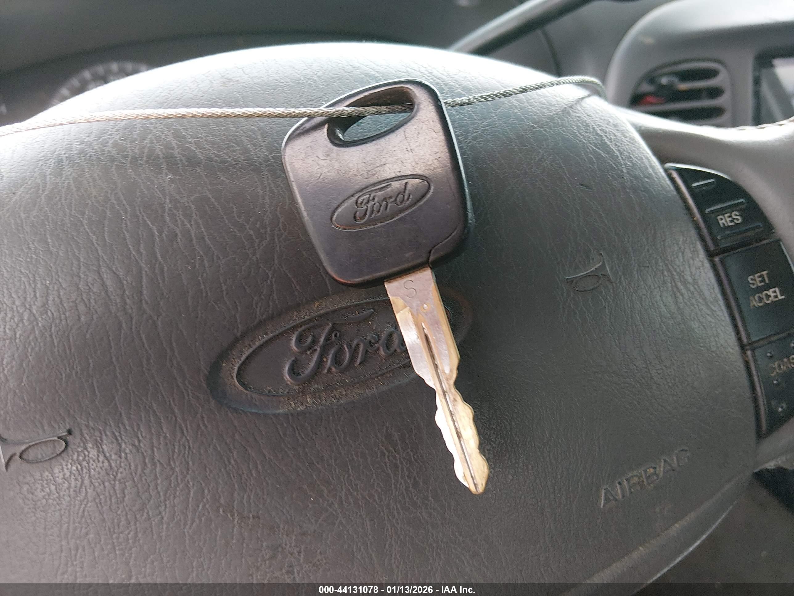 FORD F-150 image 11