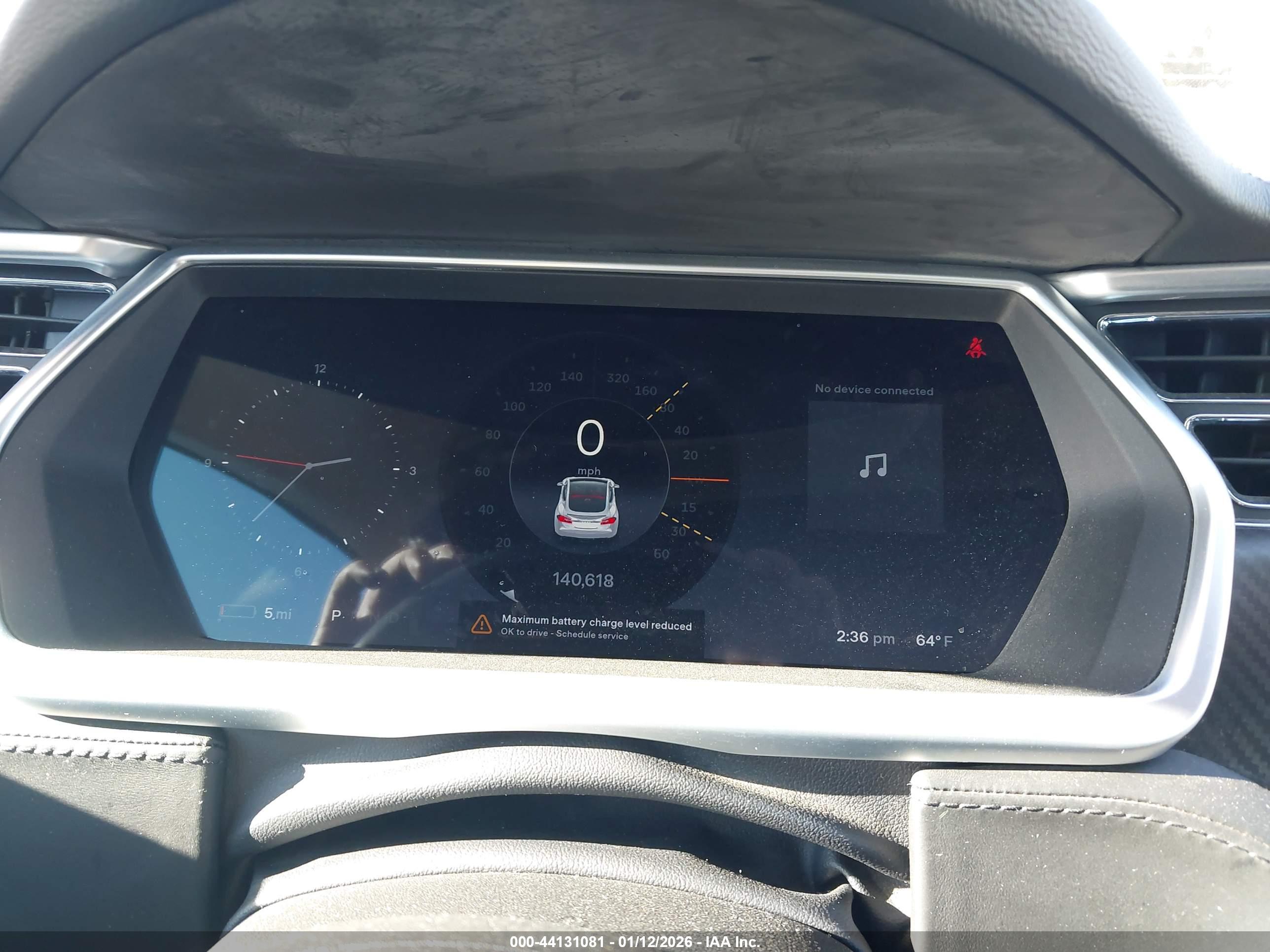 TESLA MODEL image 7