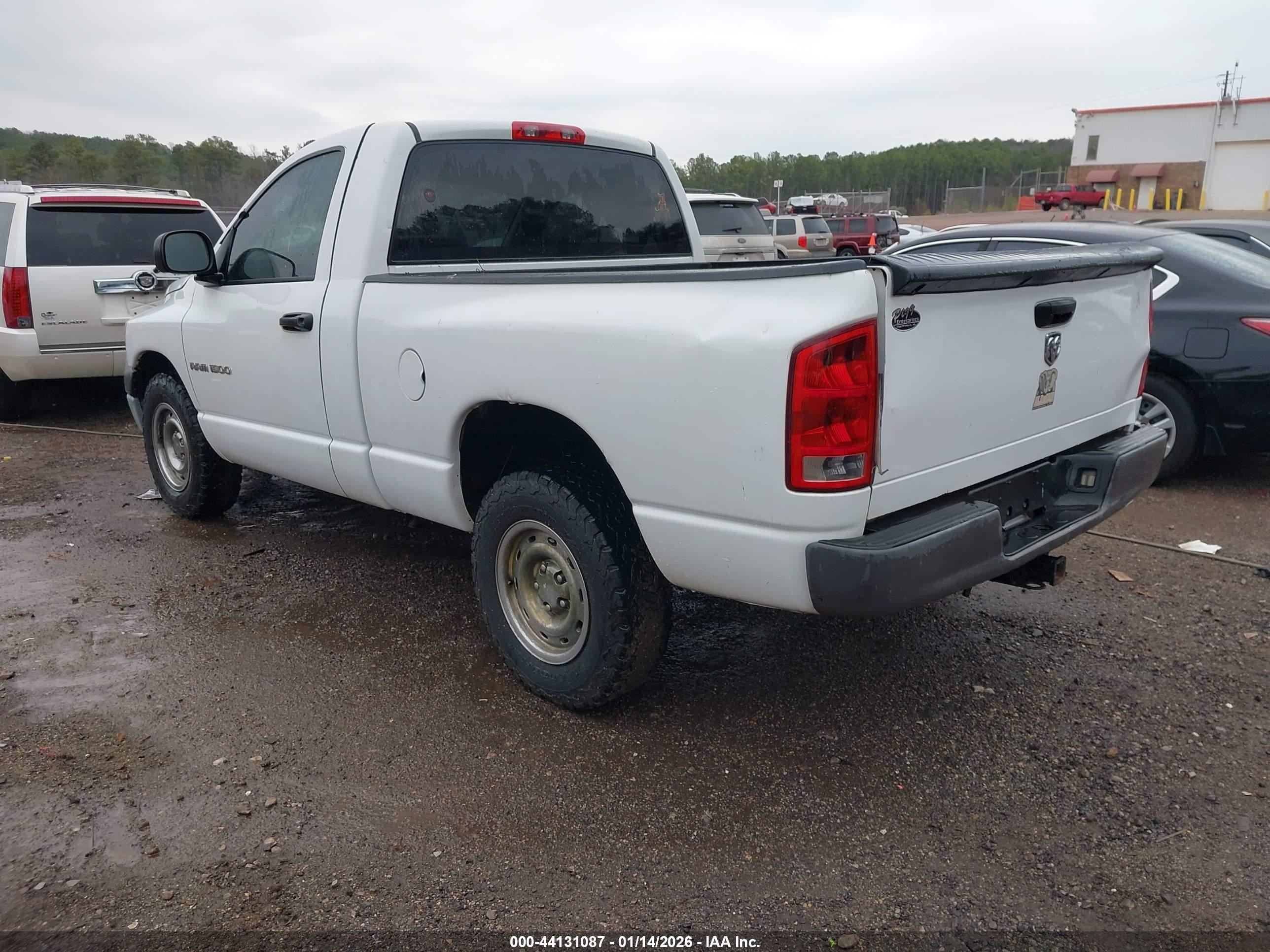 DODGE RAM image 3