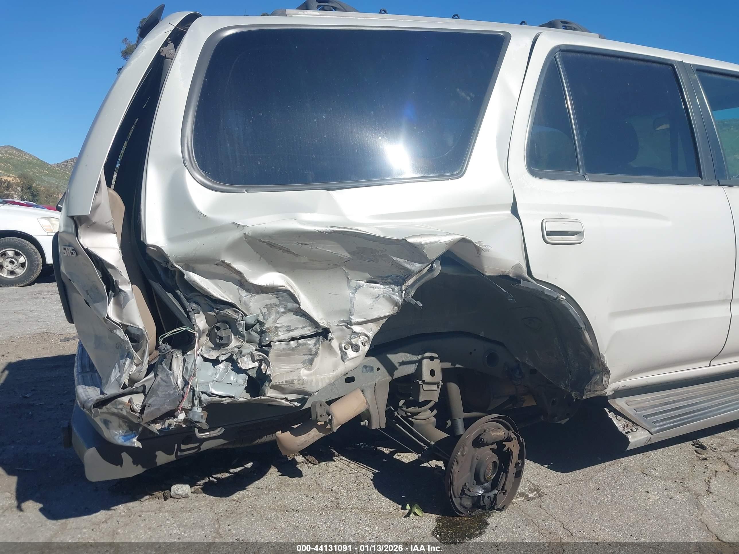TOYOTA 4RUNNER image 6