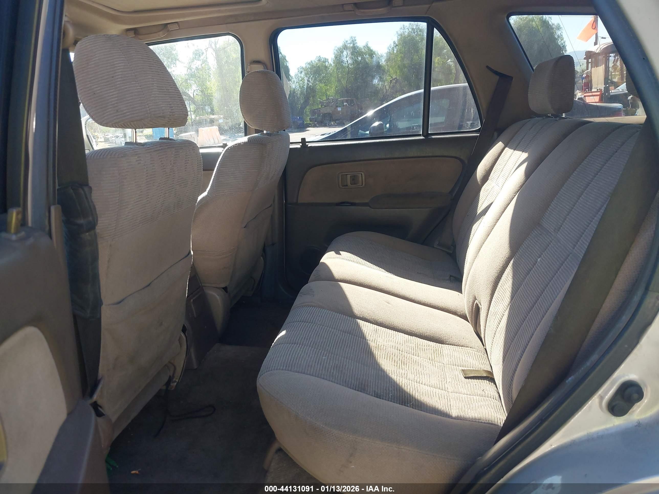 TOYOTA 4RUNNER image 8