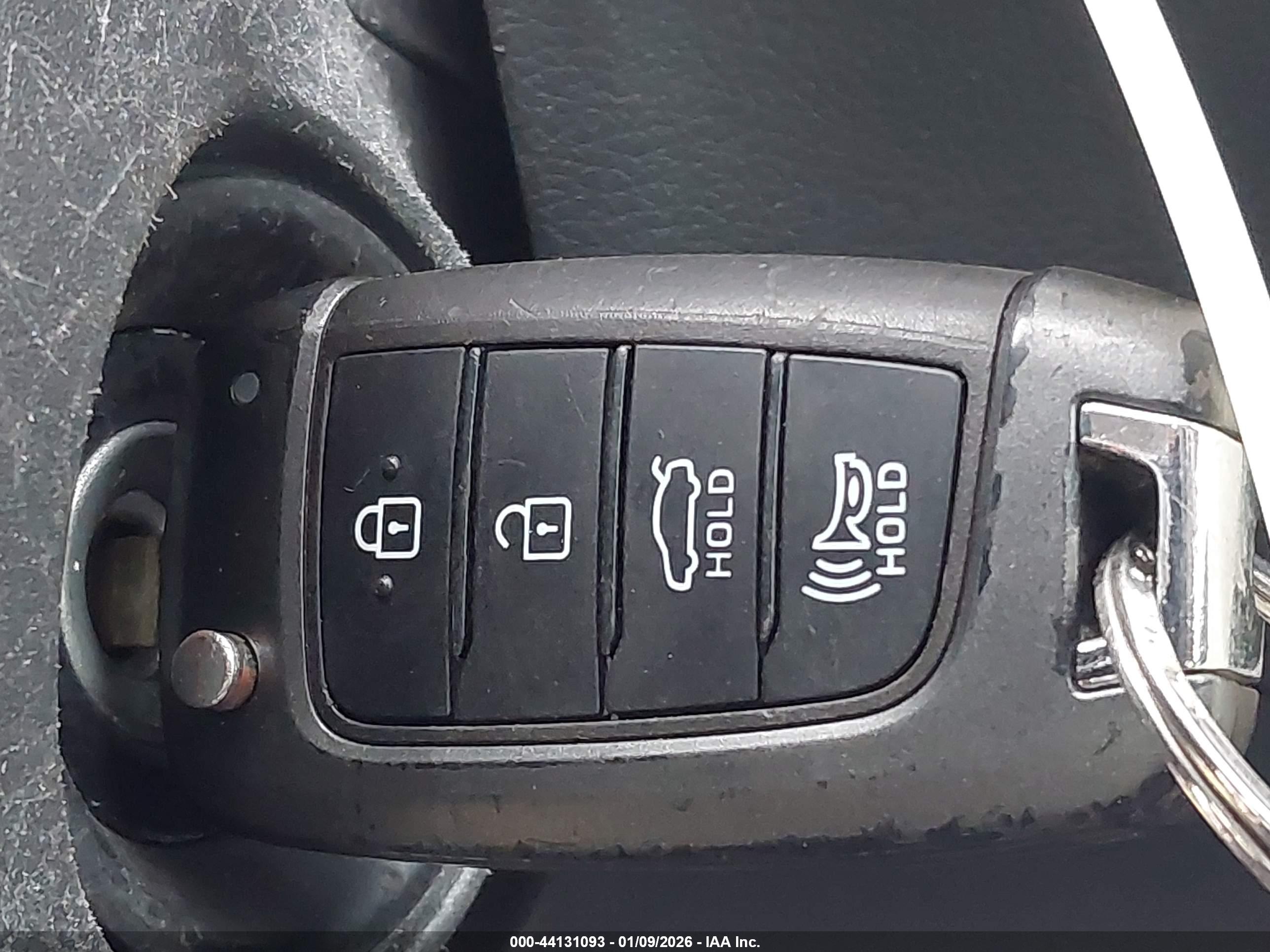 HYUNDAI SONATA image 11