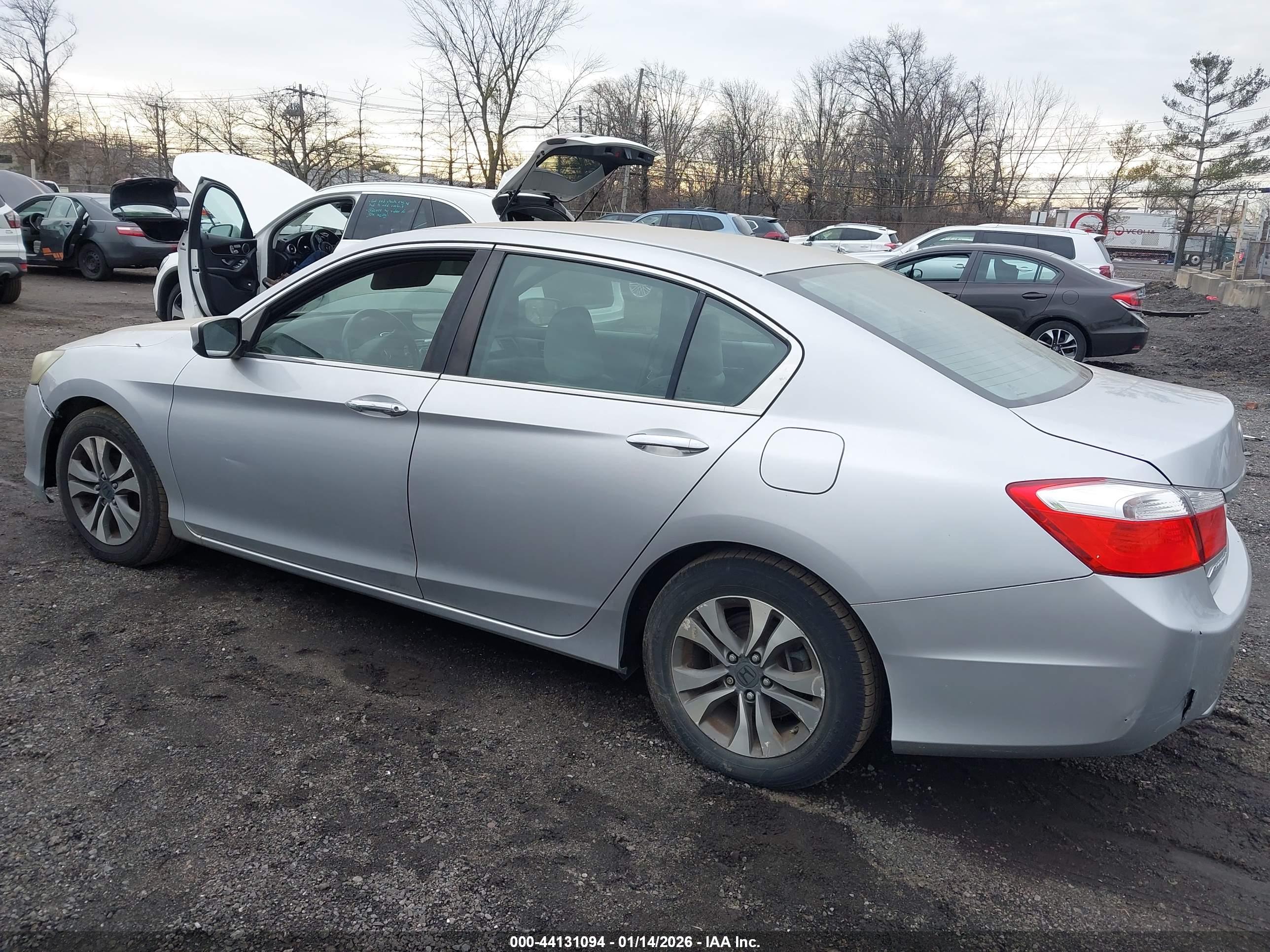 HONDA ACCORD image 3