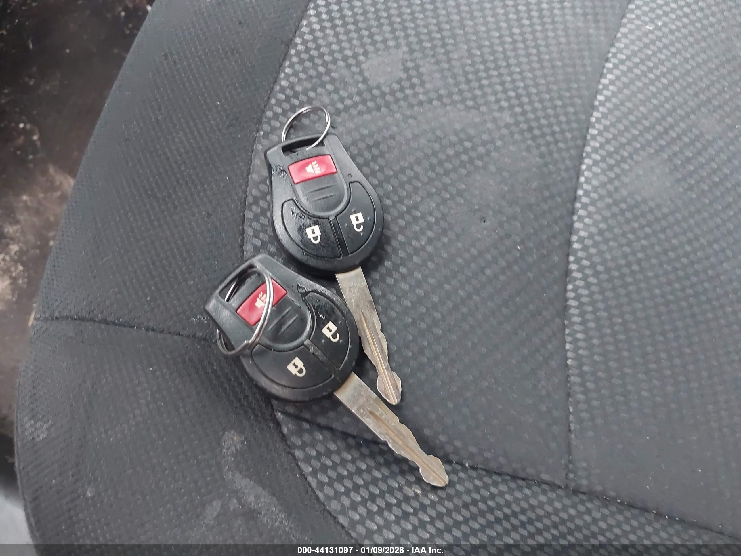 NISSAN ROGUE image 11
