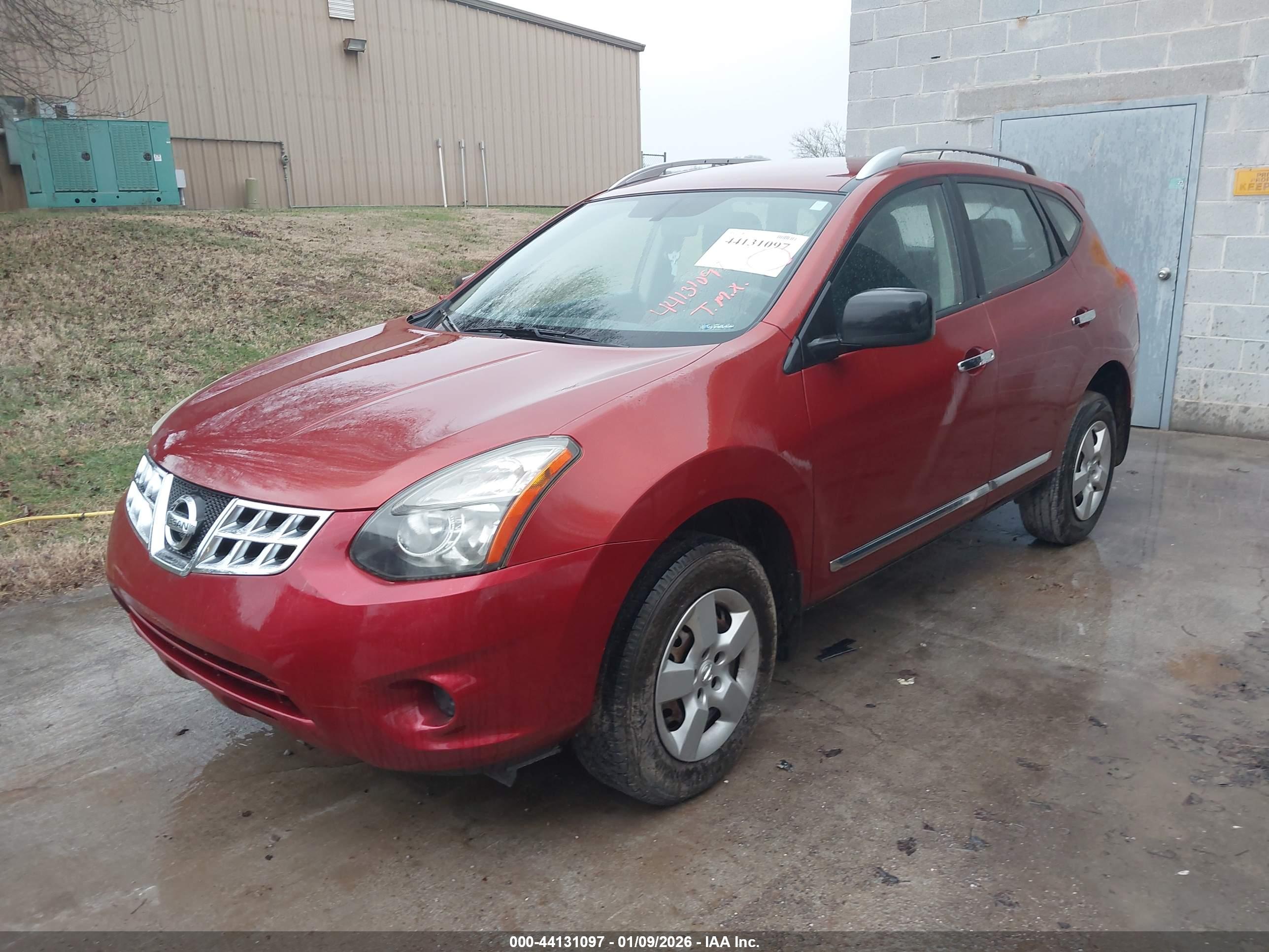 NISSAN ROGUE image 2