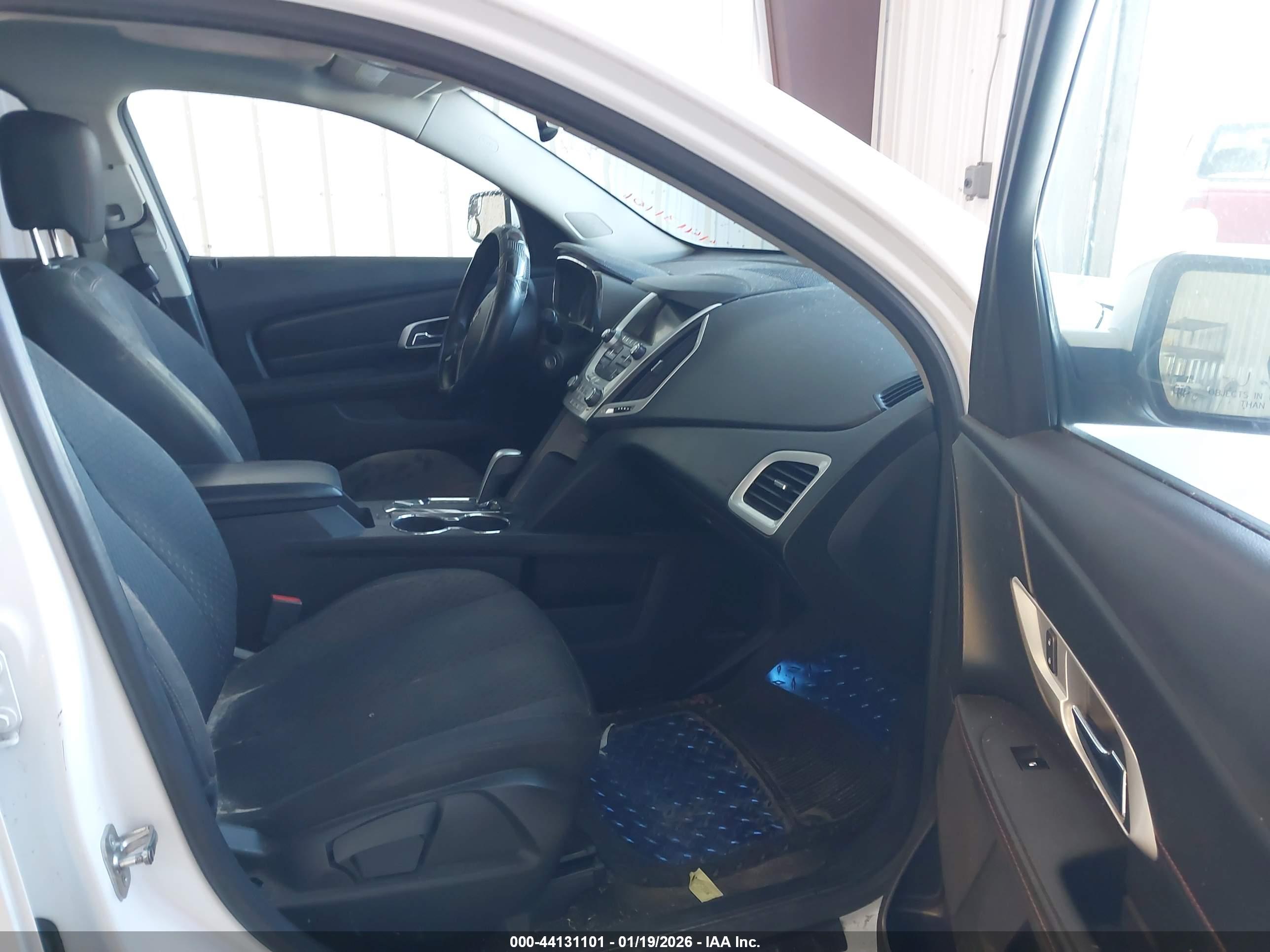 GMC TERRAIN image 5