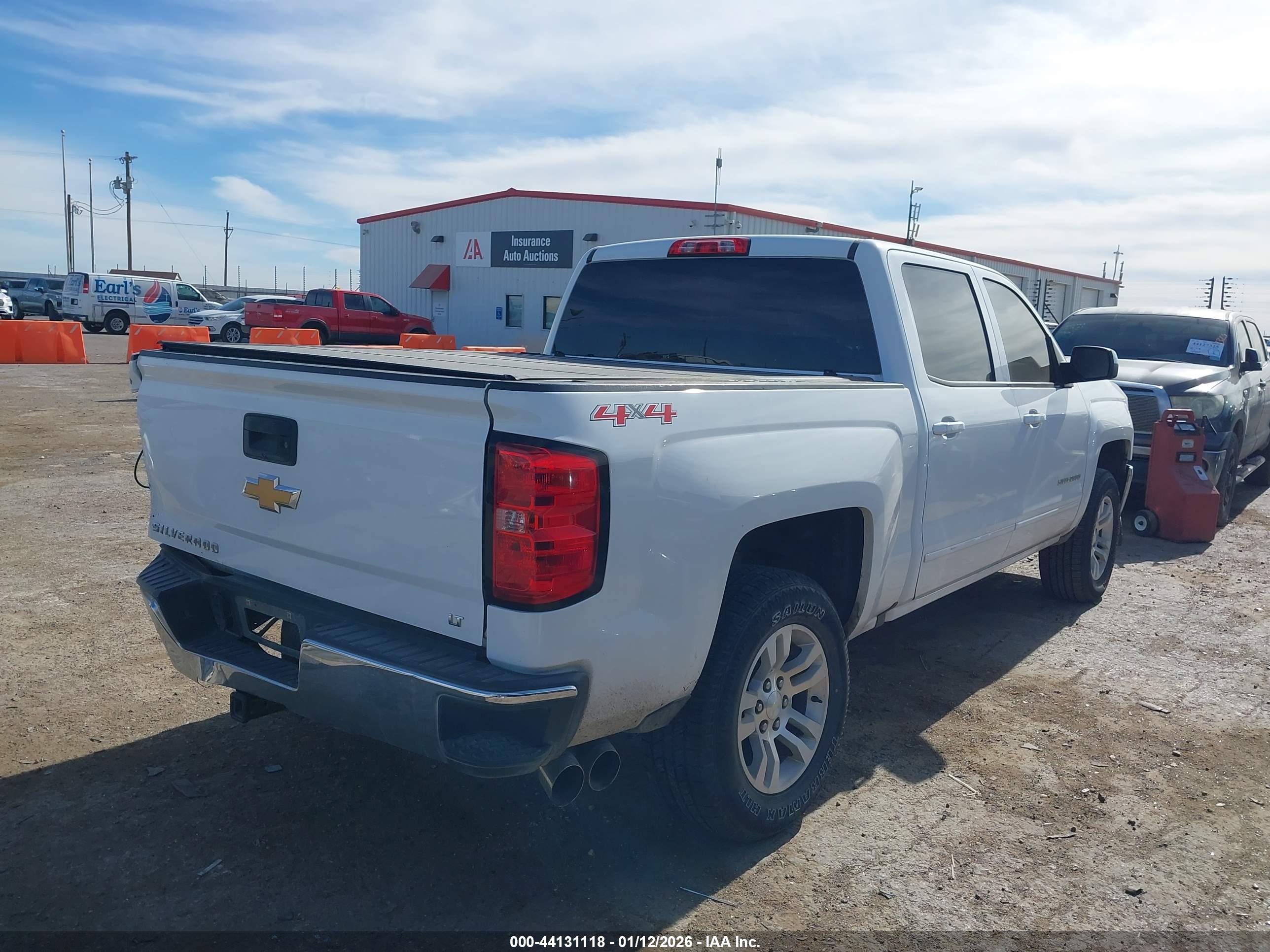 CHEVROLET SILVERADO image 4