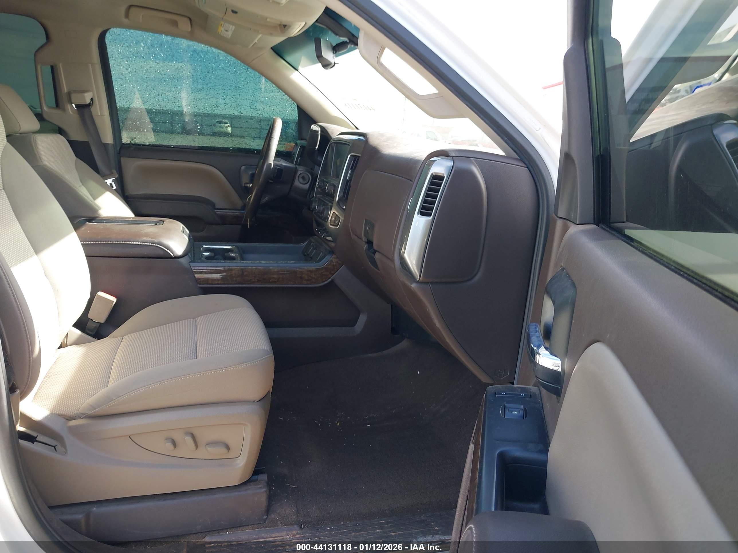 CHEVROLET SILVERADO image 5