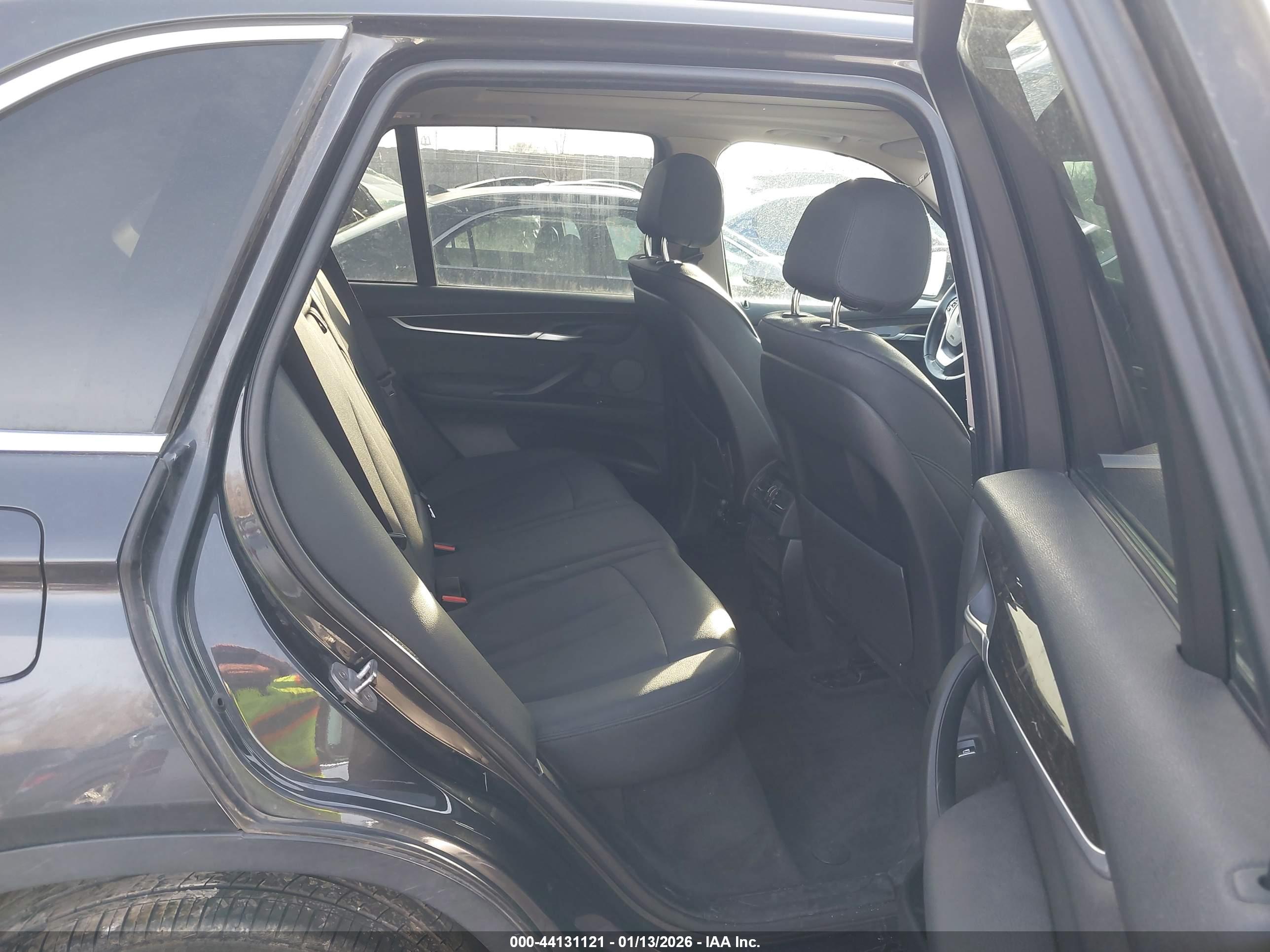 BMW X5 image 8