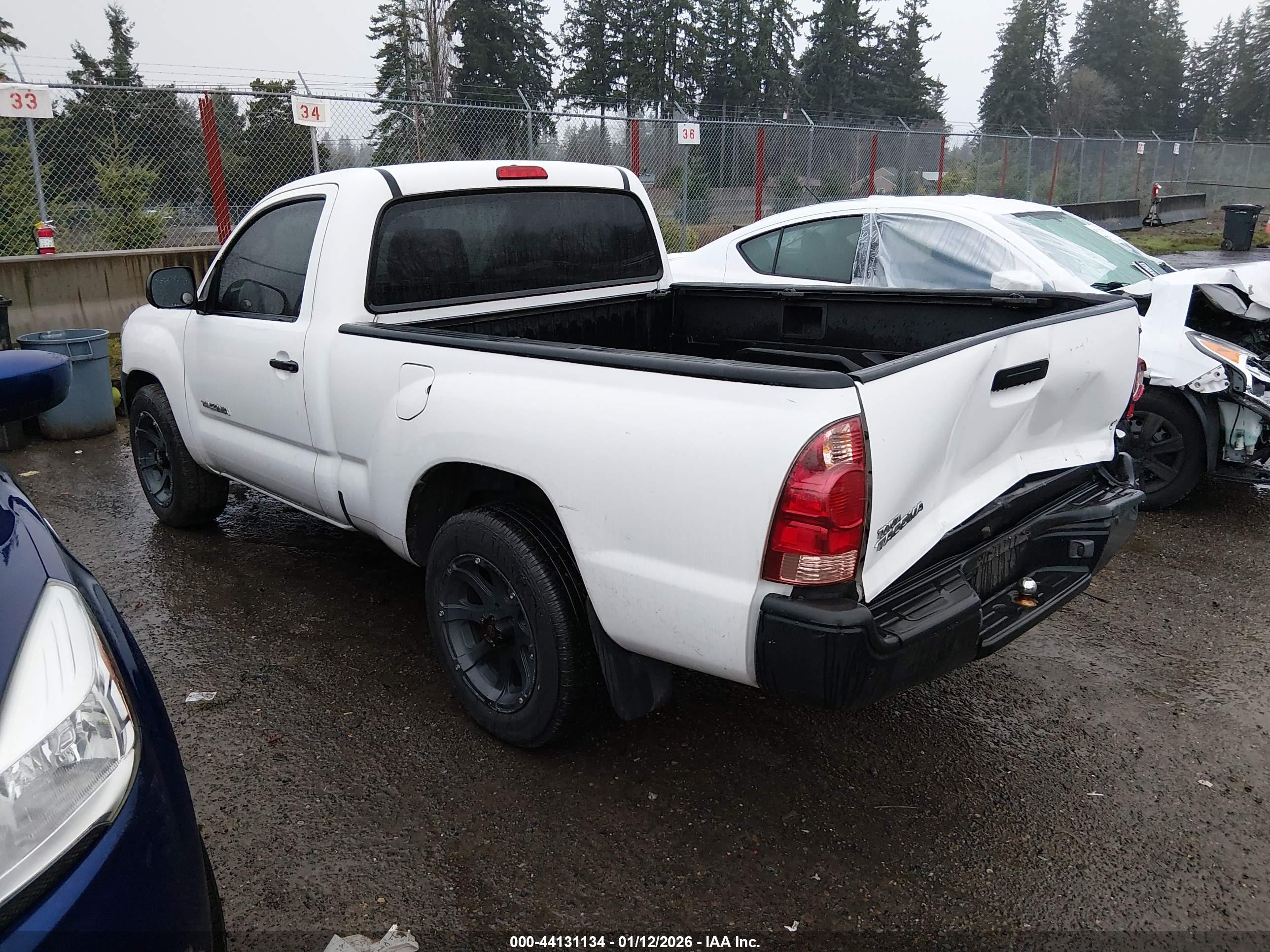 TOYOTA TACOMA image 3