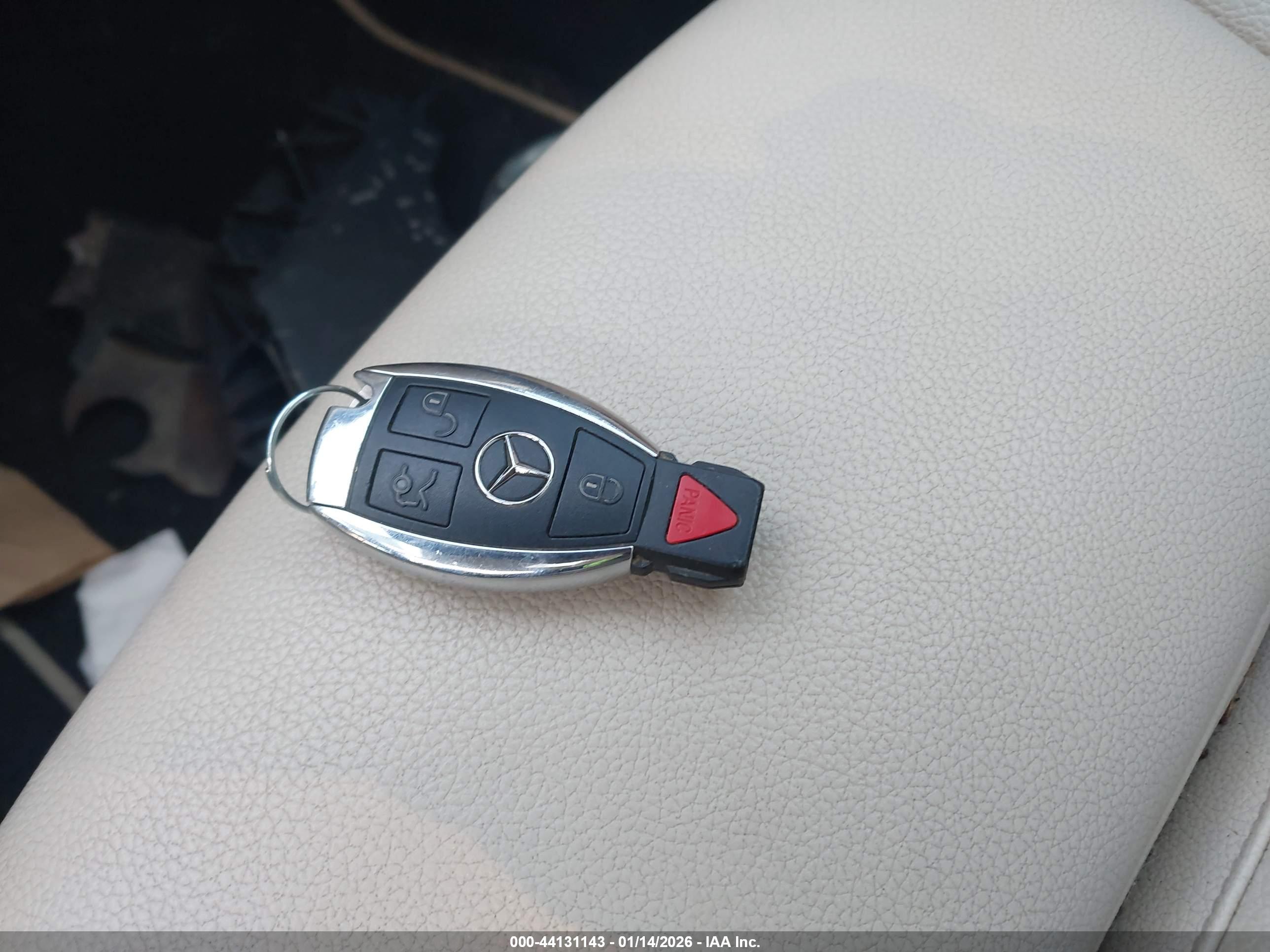 MERCEDES-BENZ GLA image 11