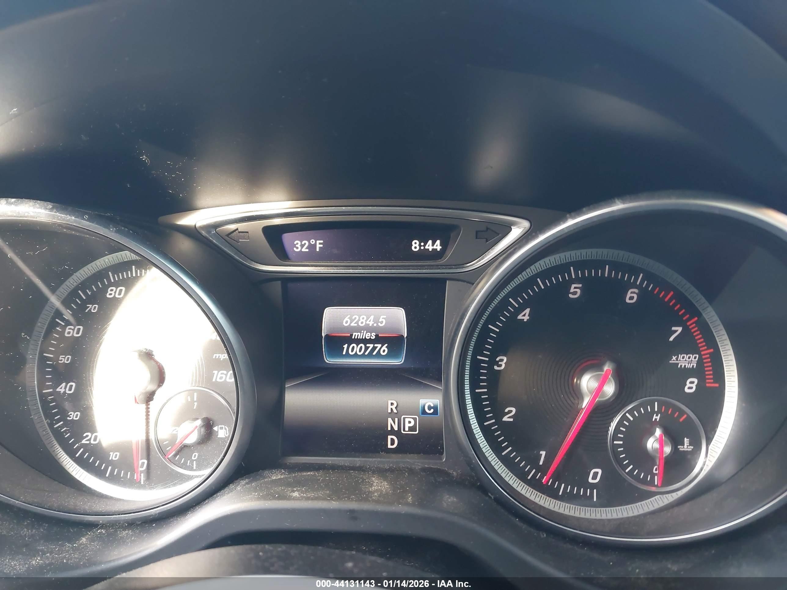 MERCEDES-BENZ GLA image 7