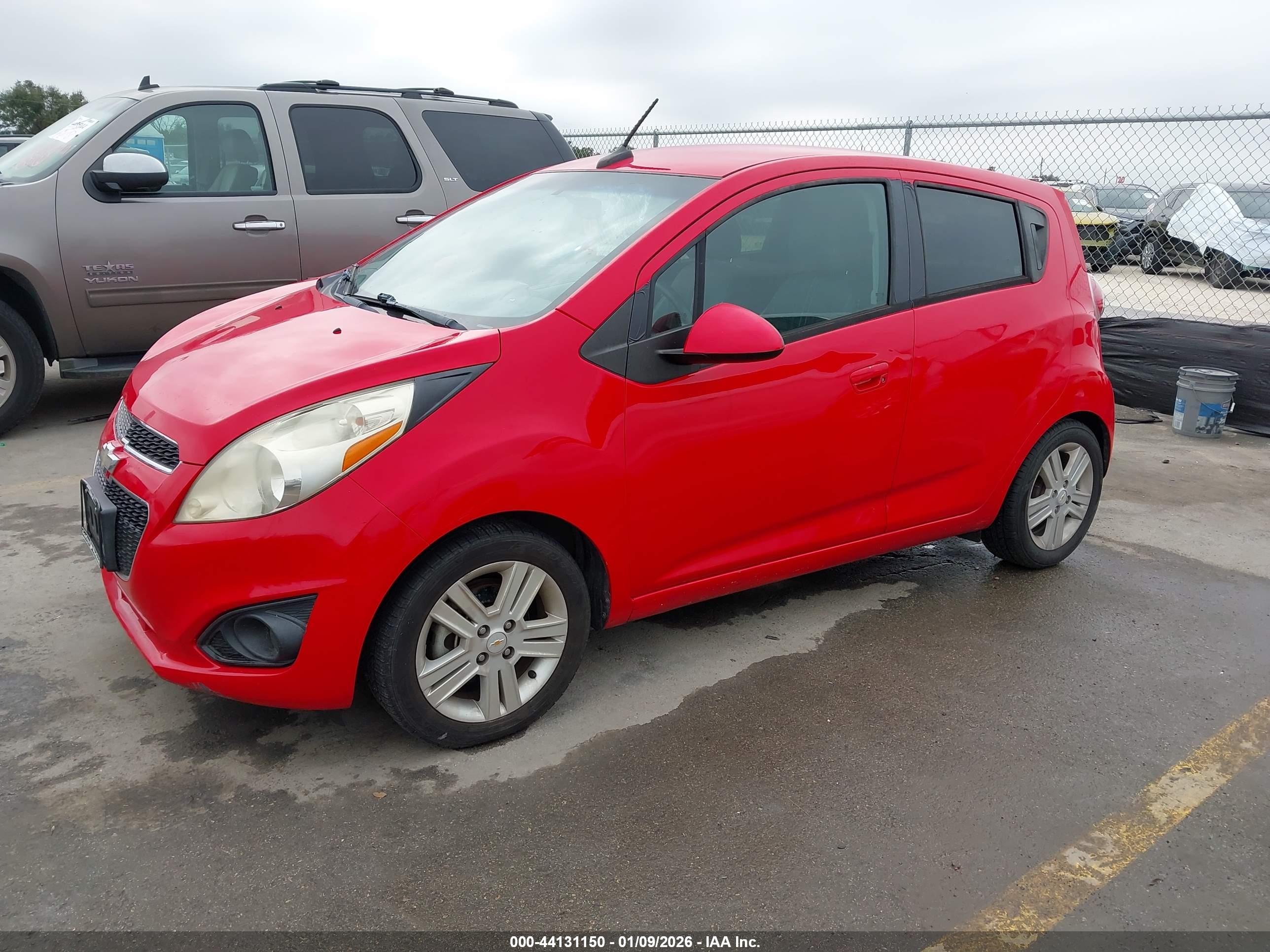 CHEVROLET SPARK image 2