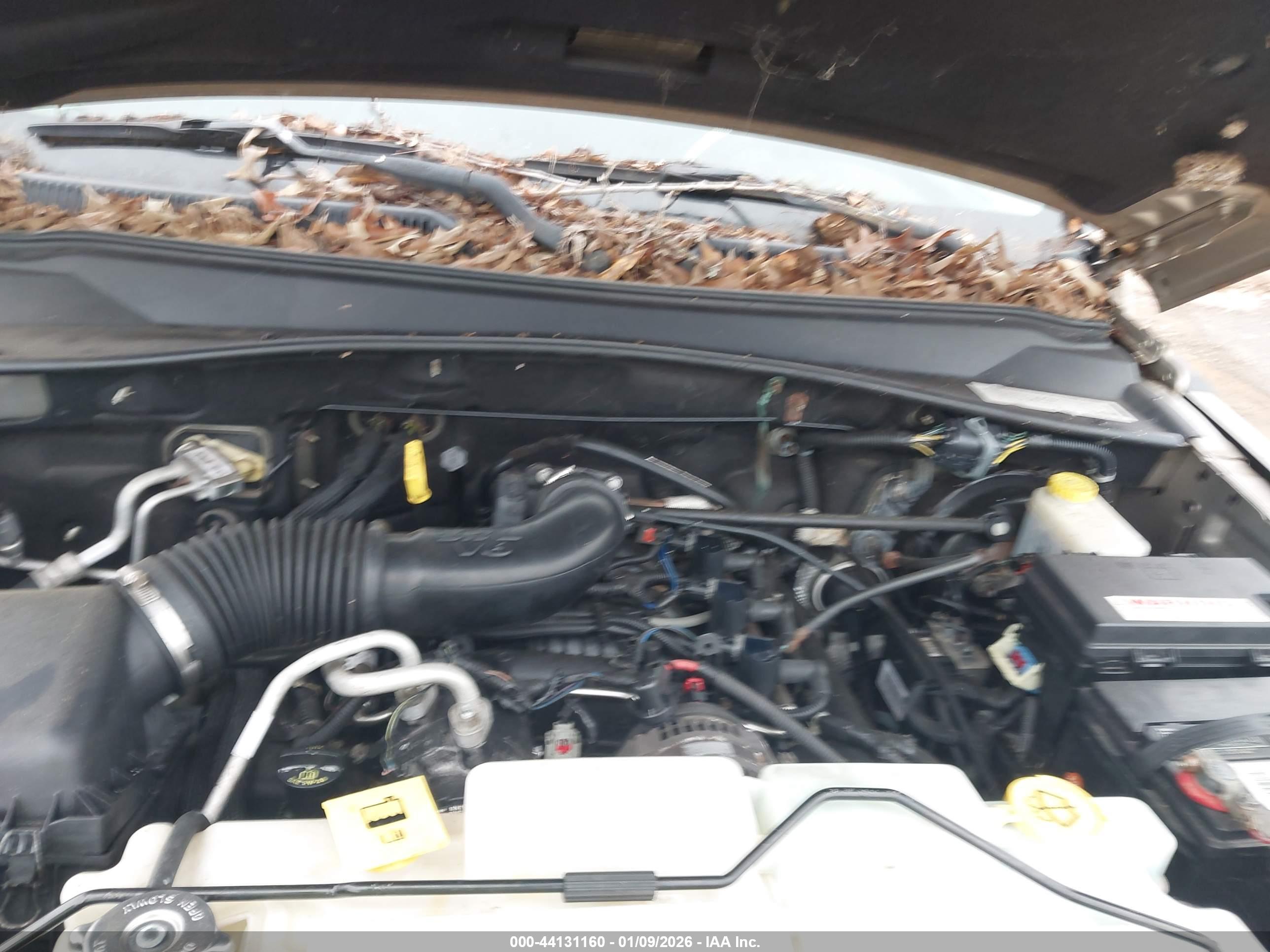 JEEP LIBERTY image 10