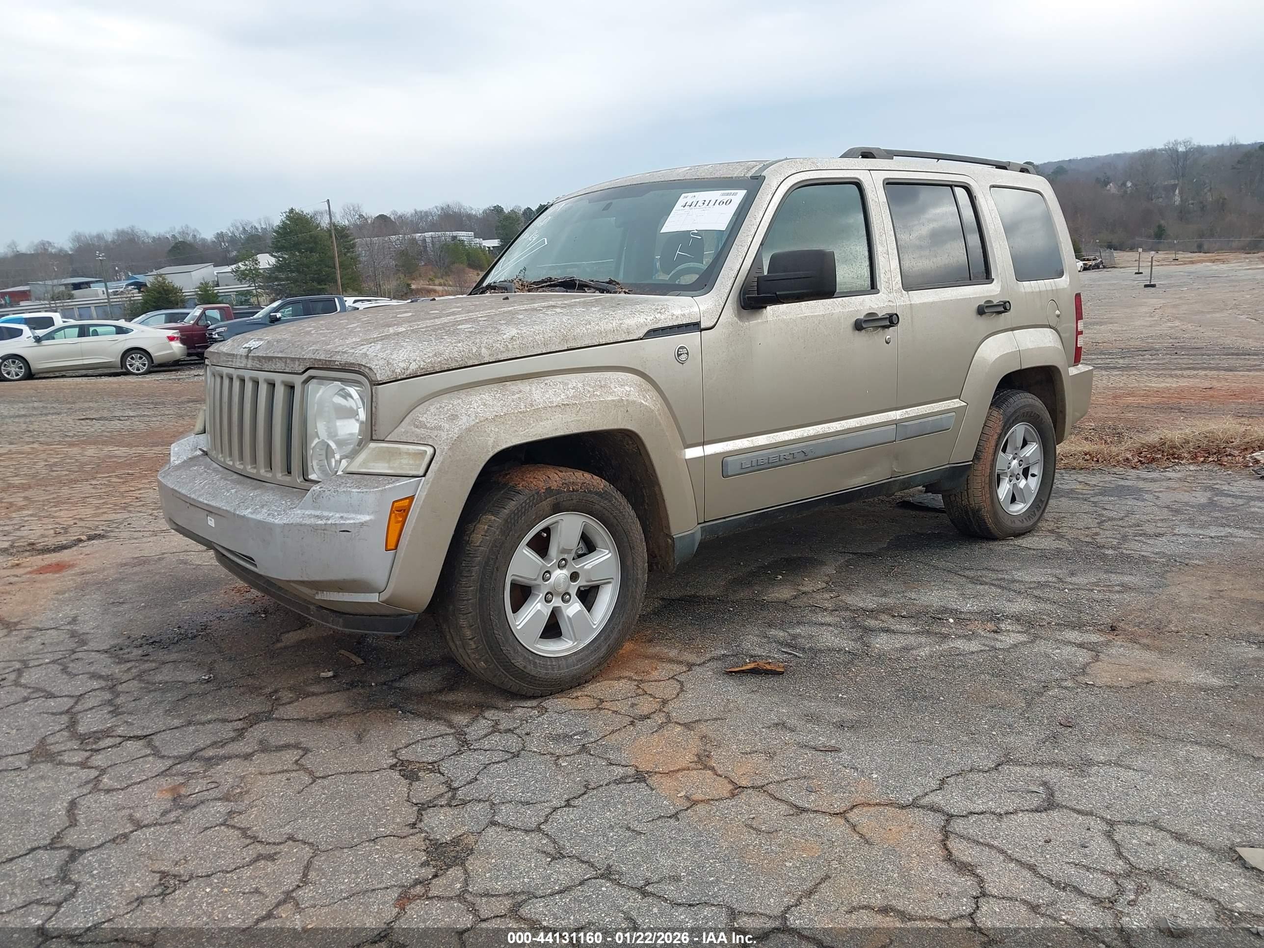 JEEP LIBERTY image 2