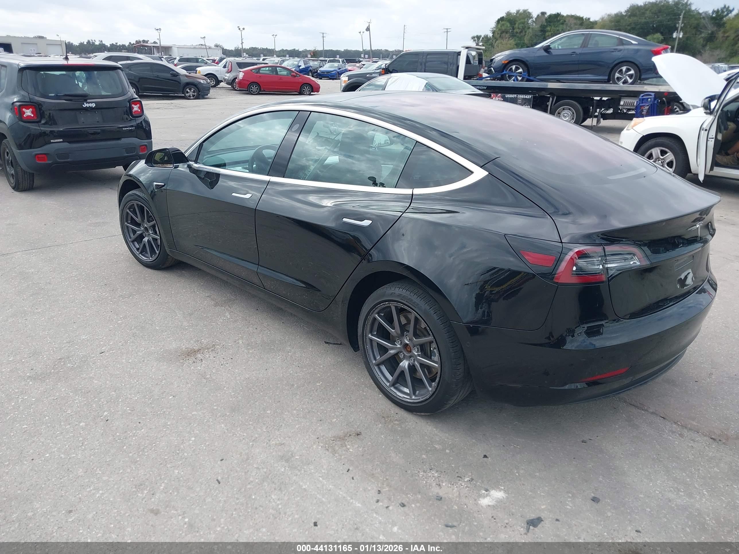 TESLA MODEL image 3