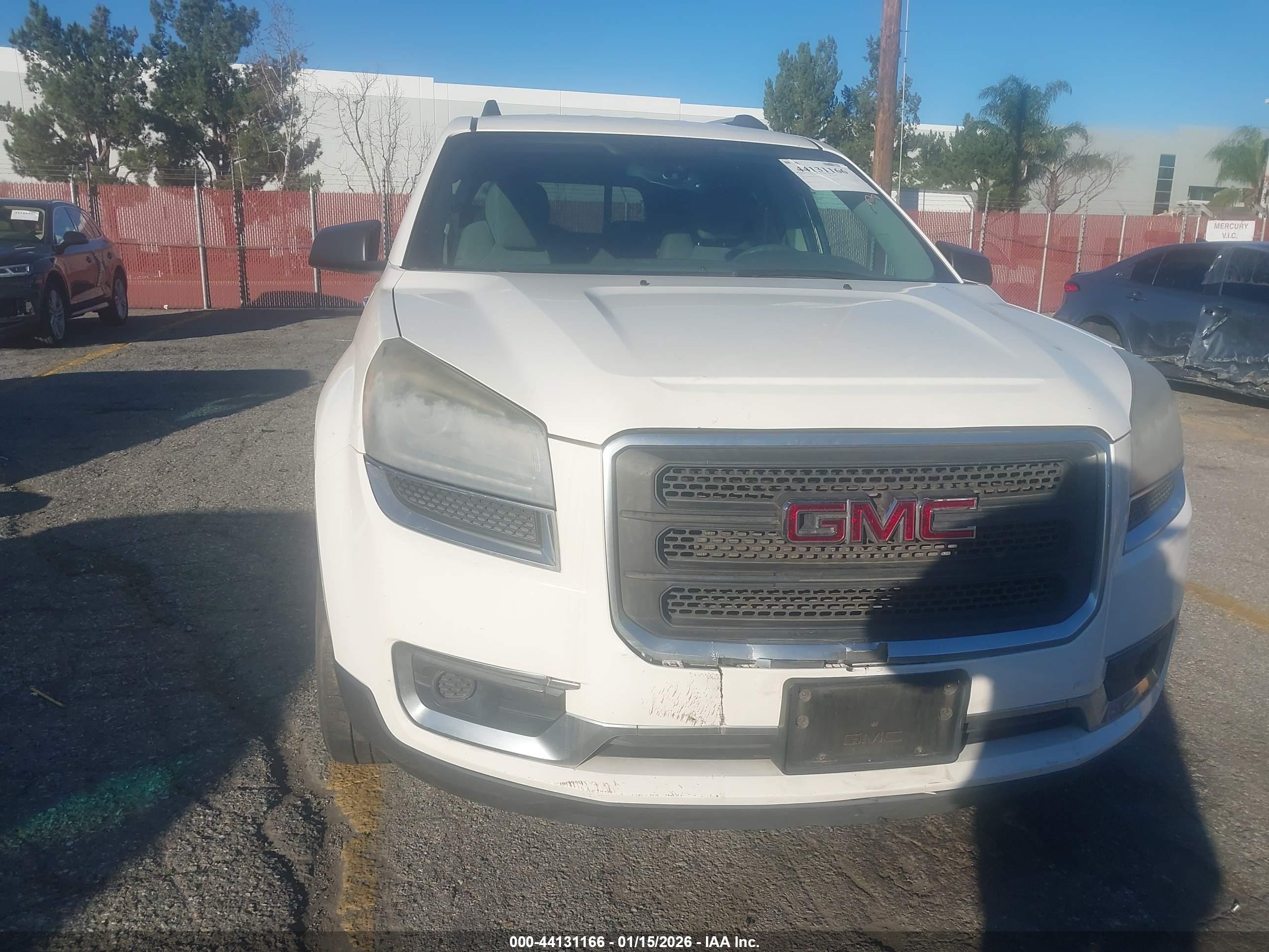 GMC ACADIA image 6