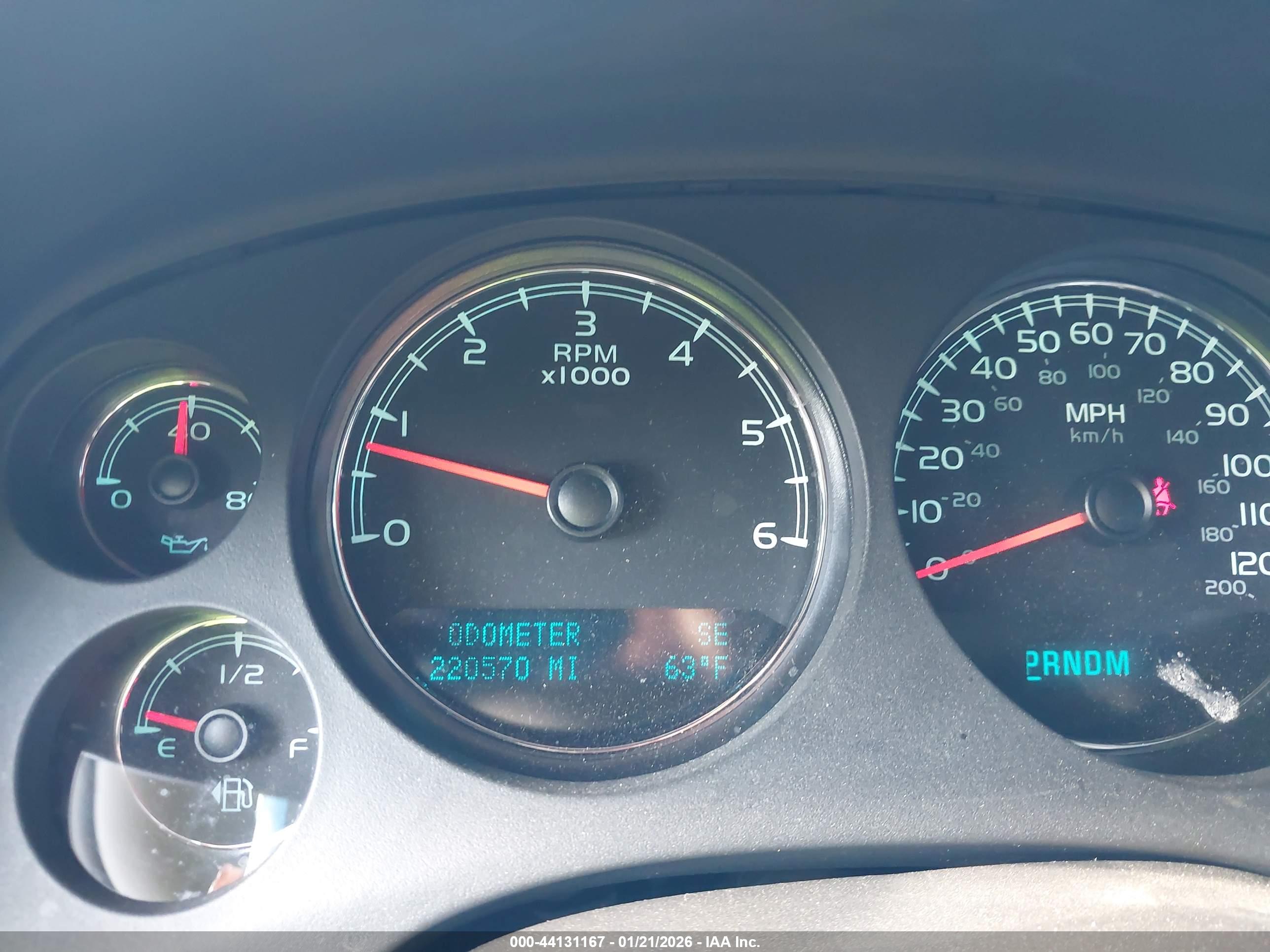 CHEVROLET TAHOE image 7