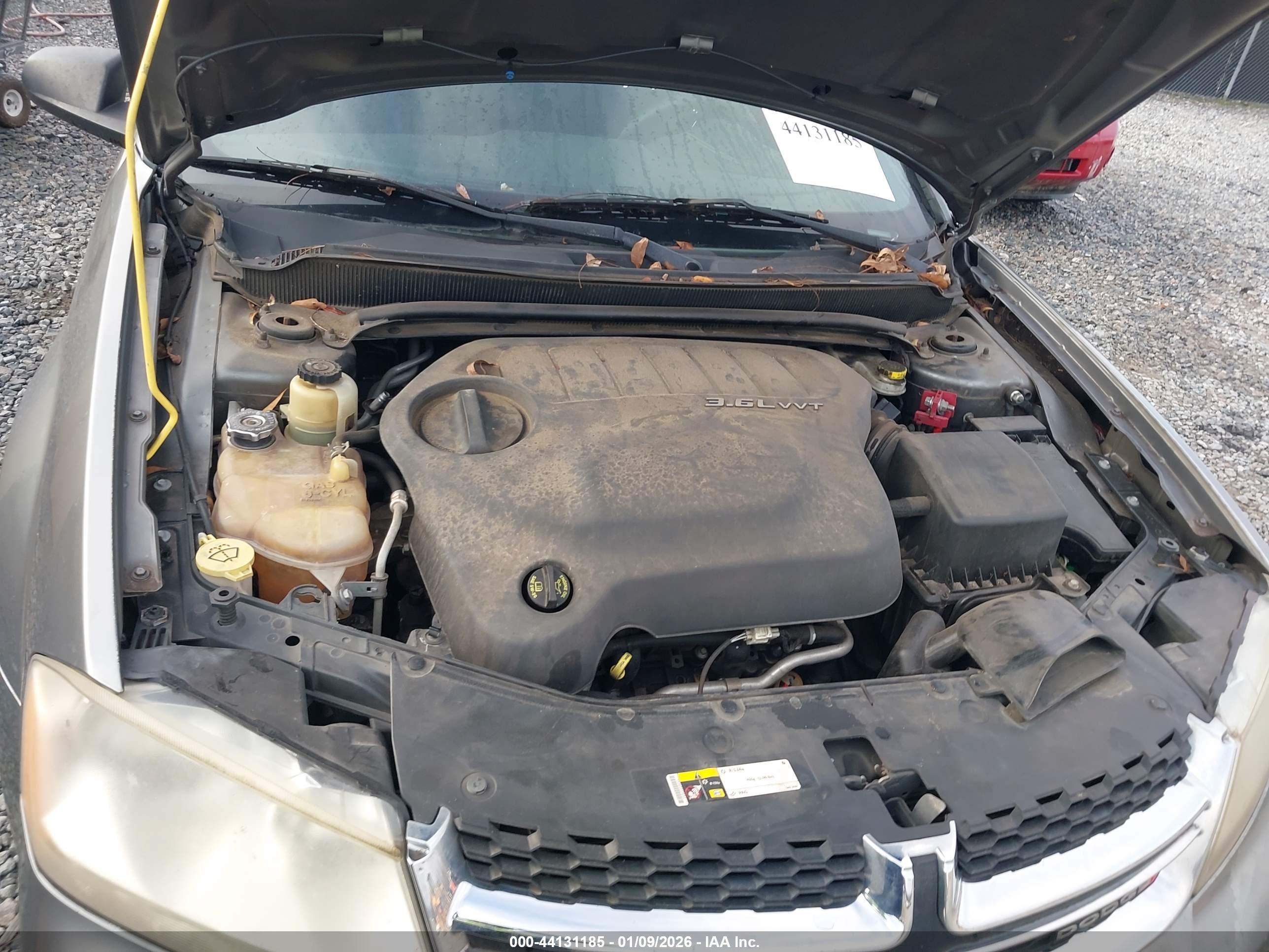 DODGE AVENGER image 10