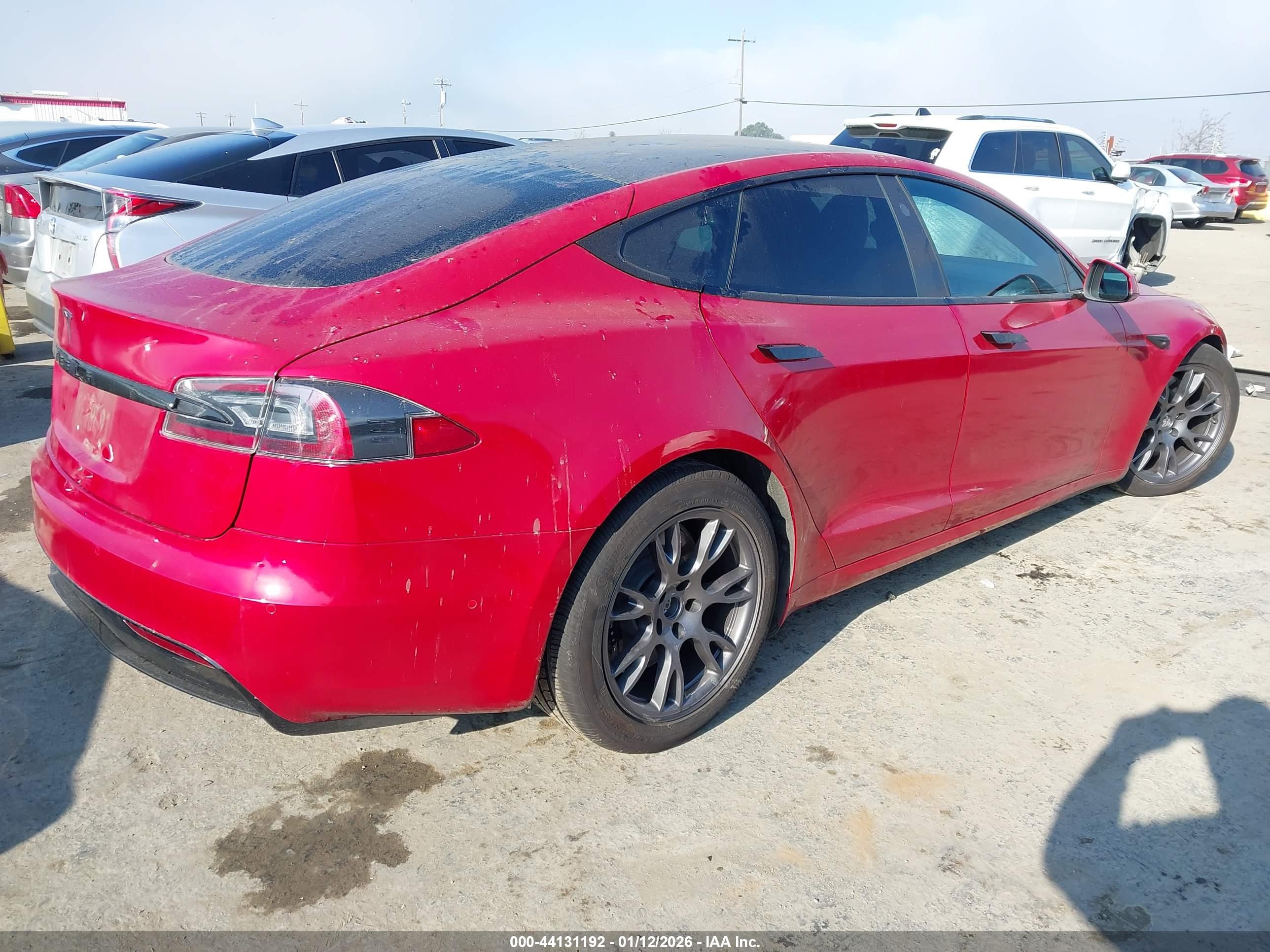 TESLA MODEL image 4