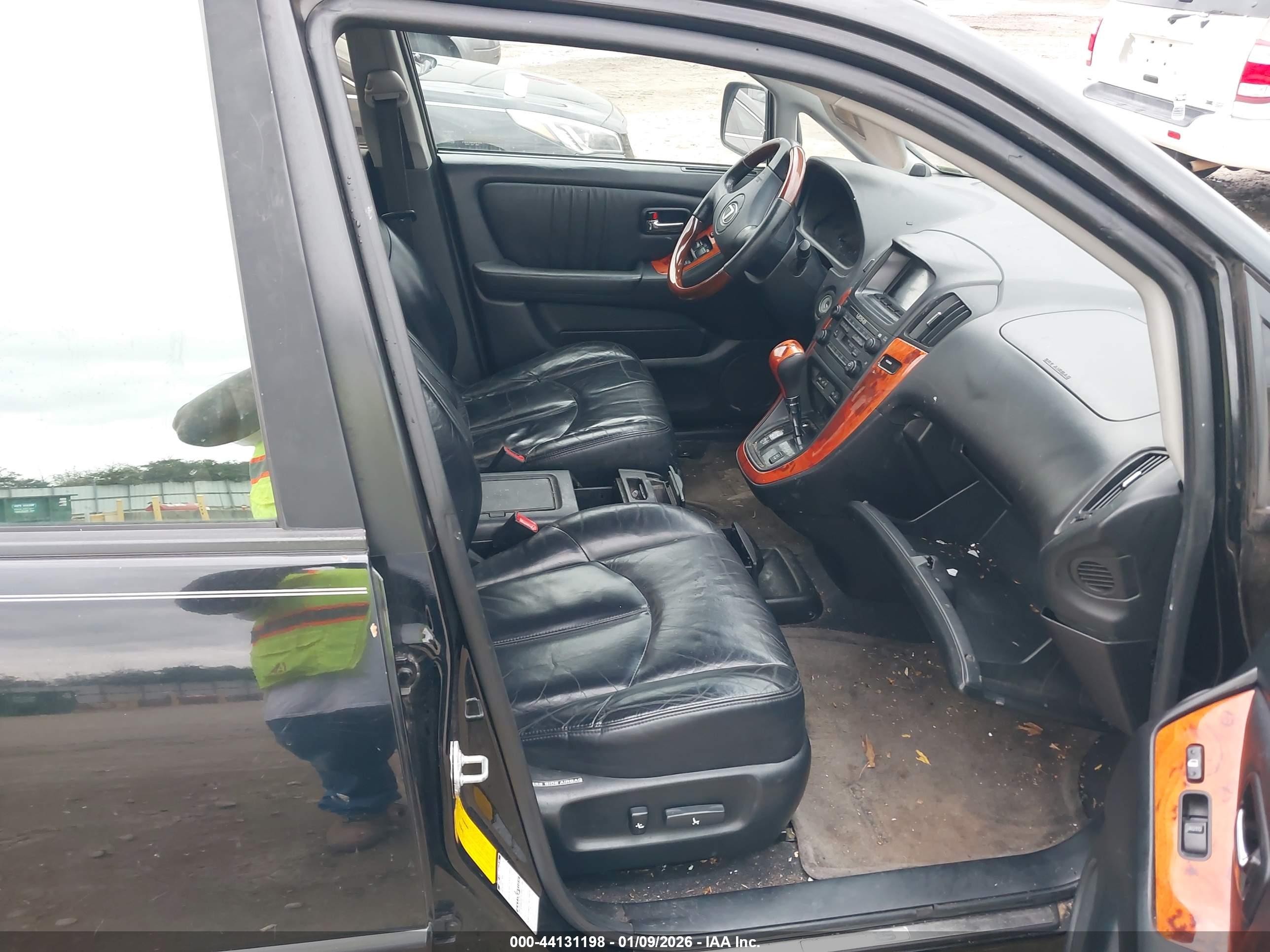 LEXUS RX image 5