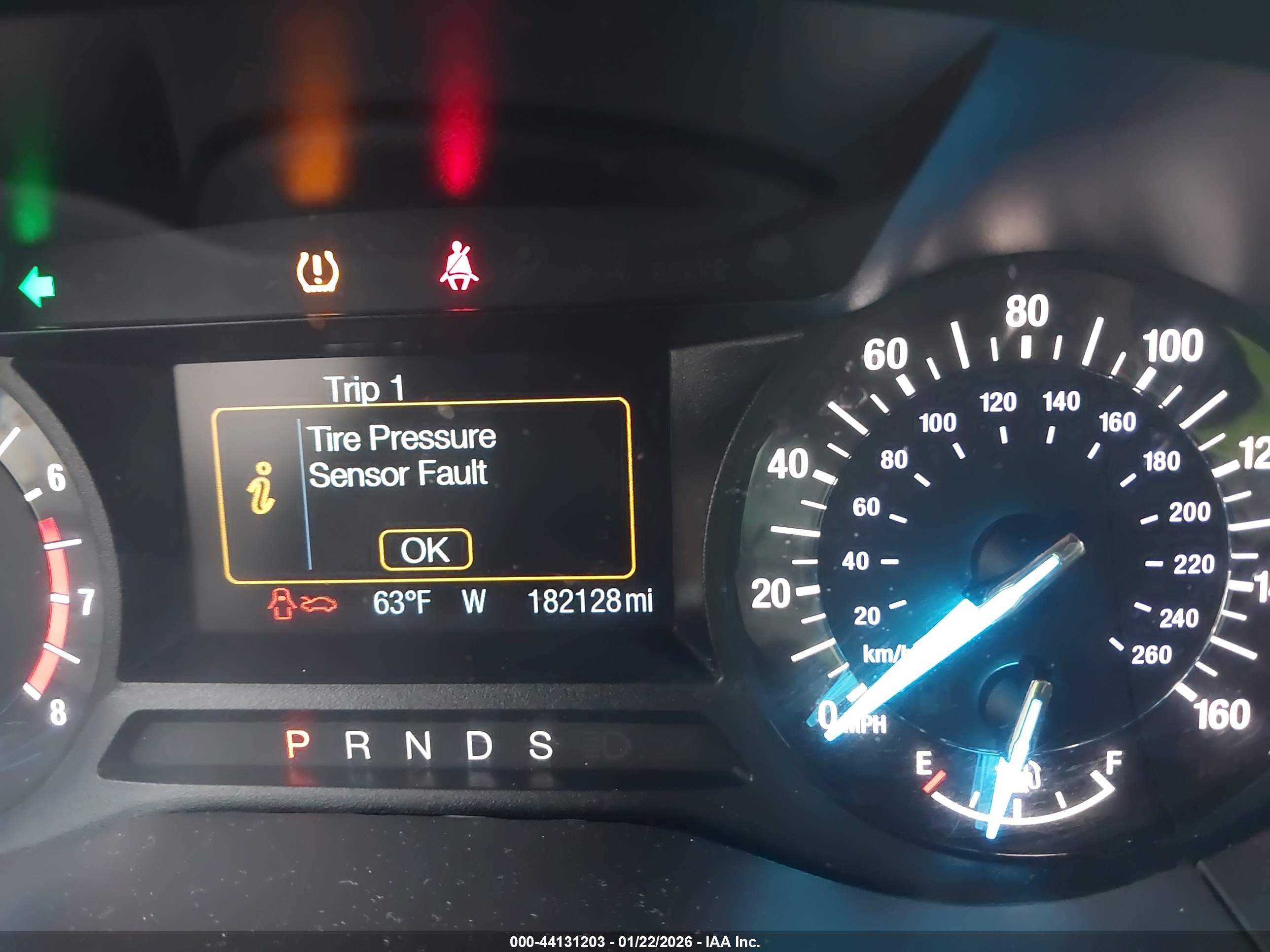 FORD FUSION image 7