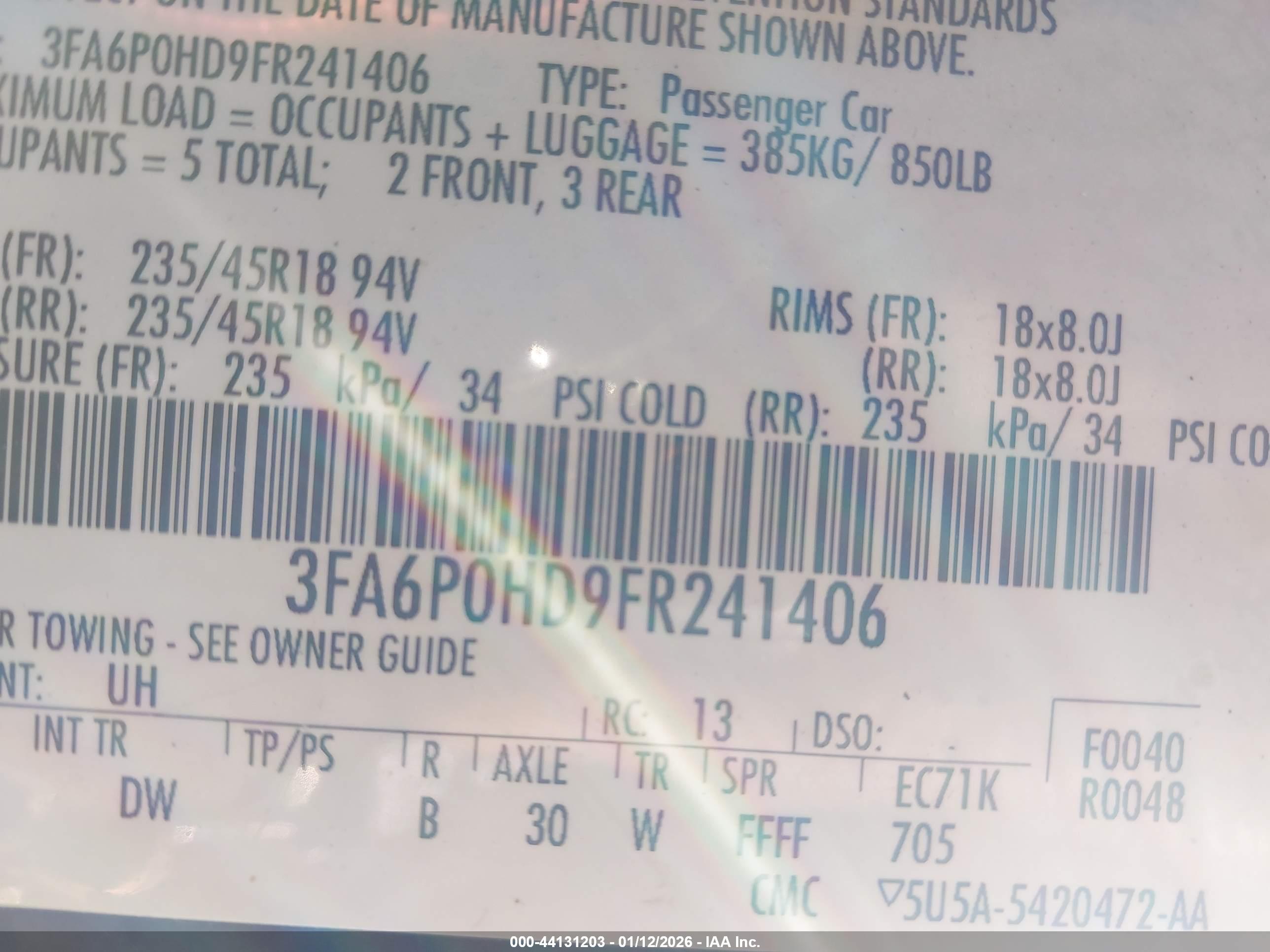 FORD FUSION image 9