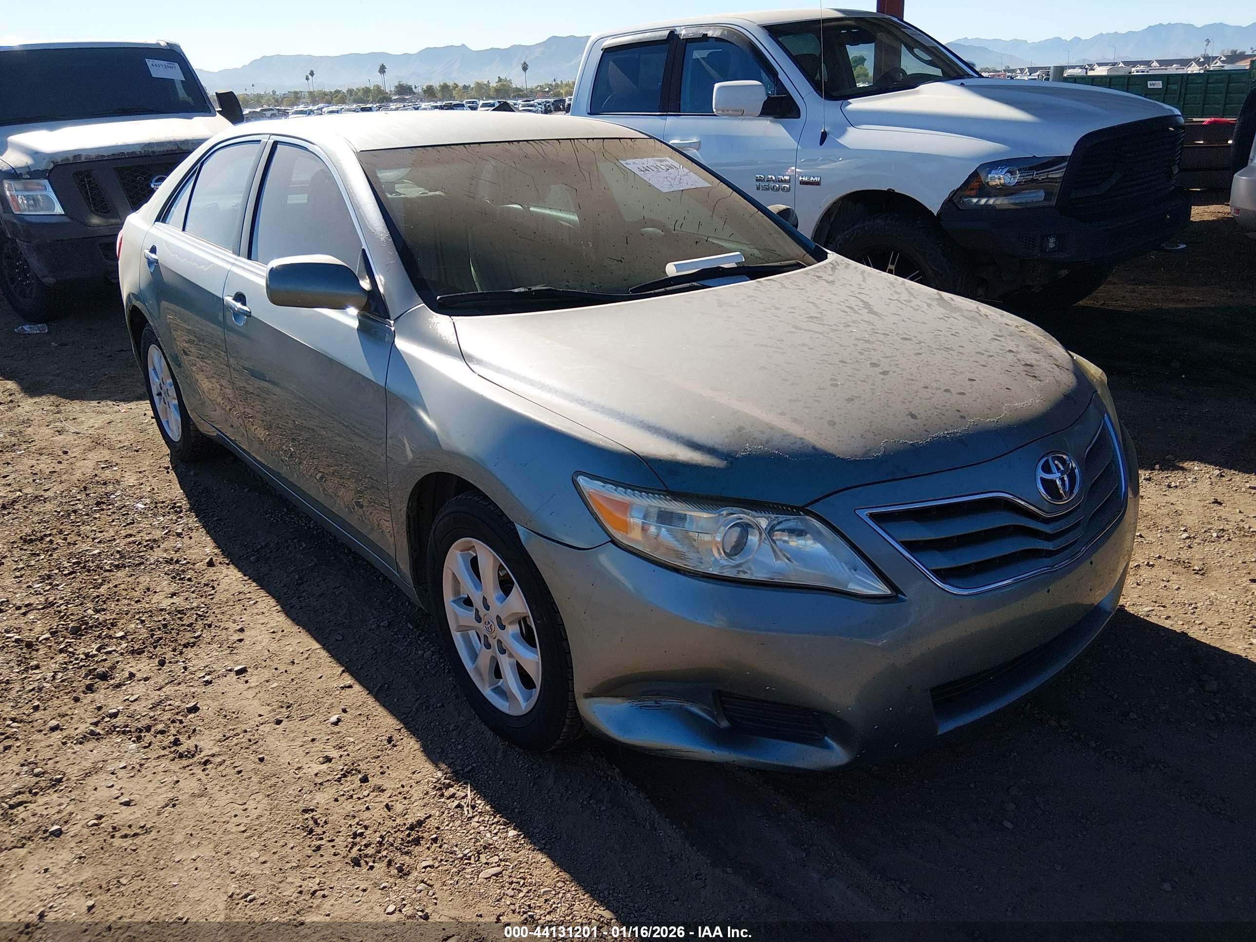 TOYOTA CAMRY image 6