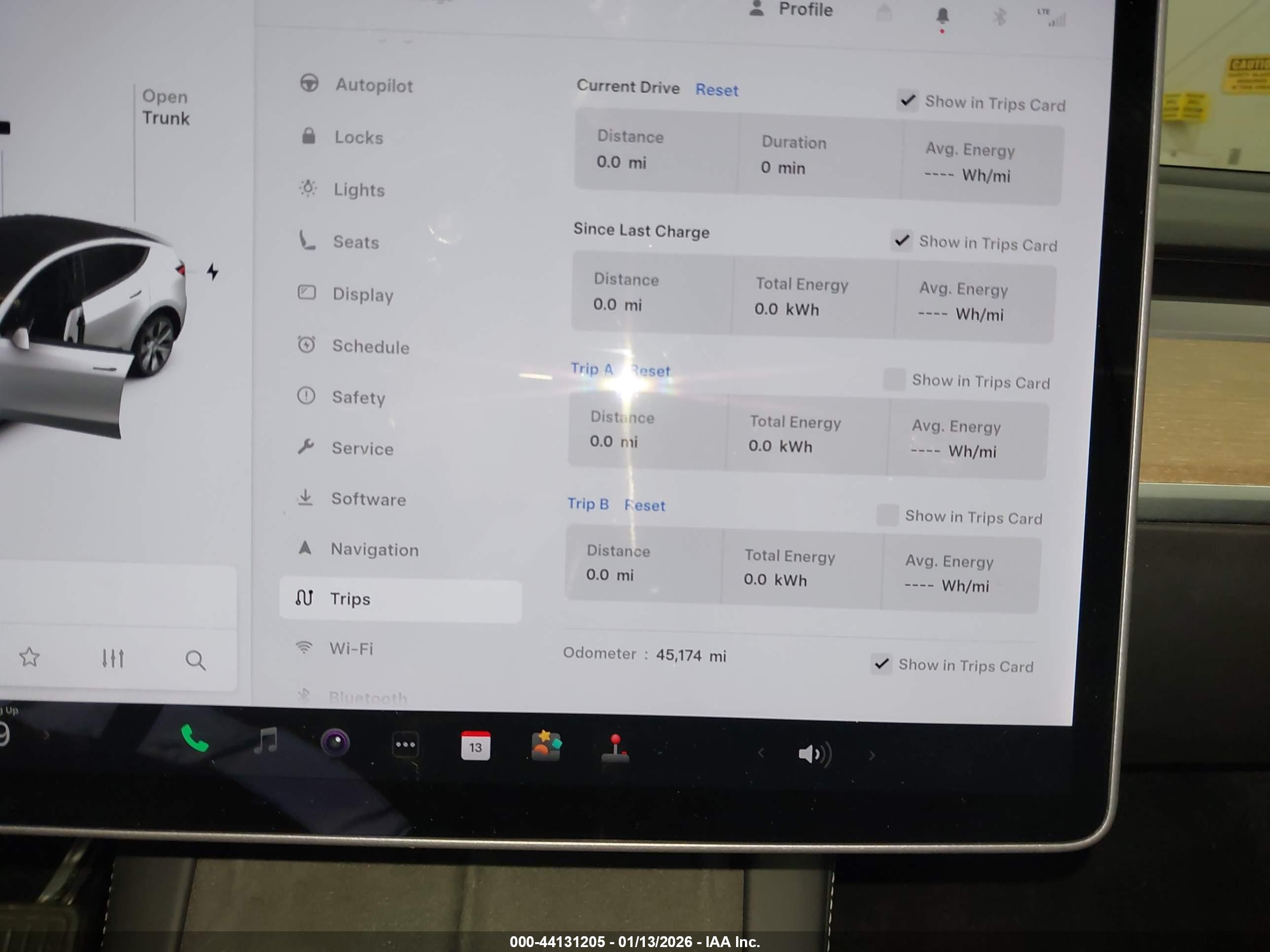 TESLA MODEL image 7