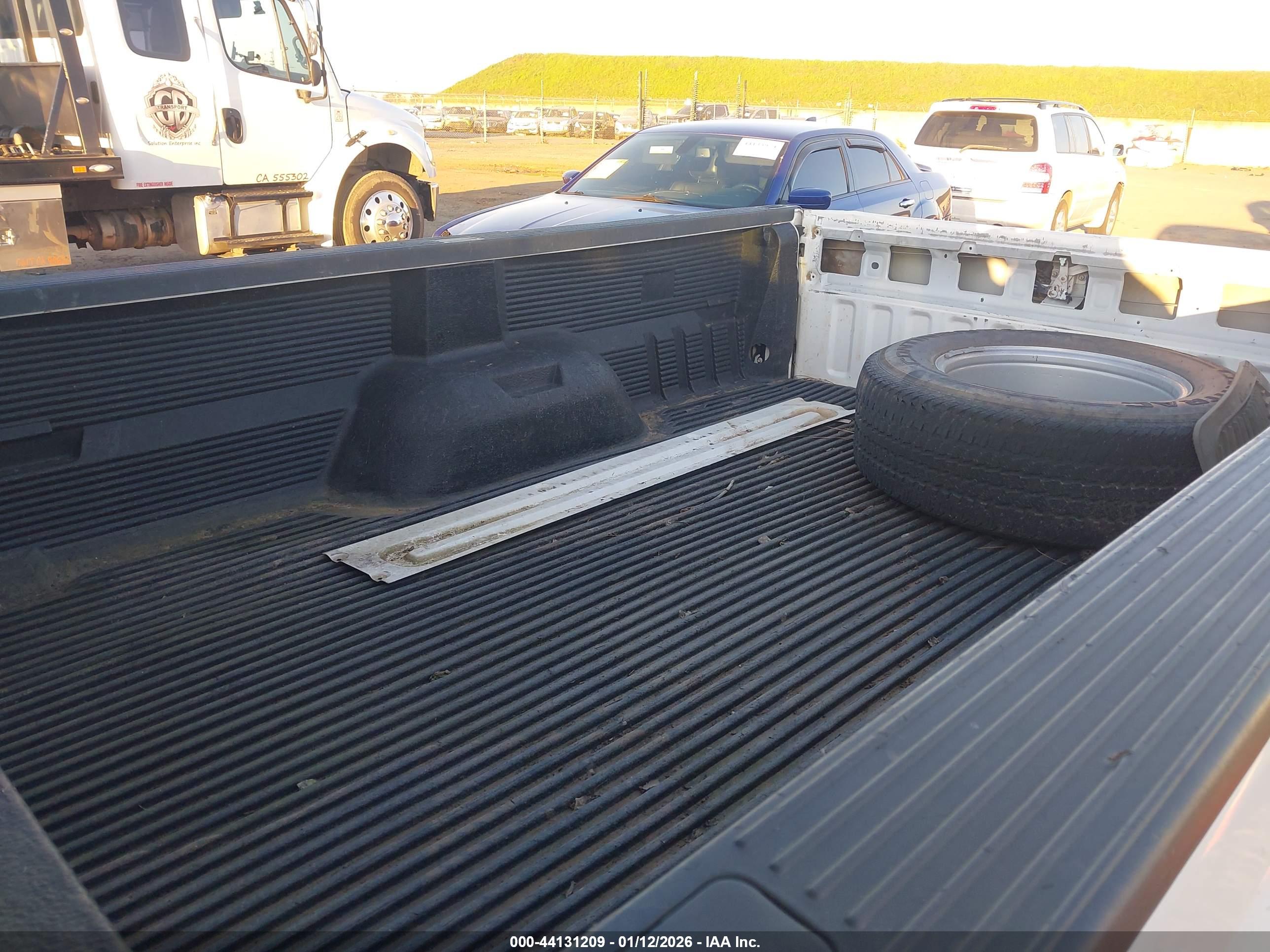 FORD F-350 image 7