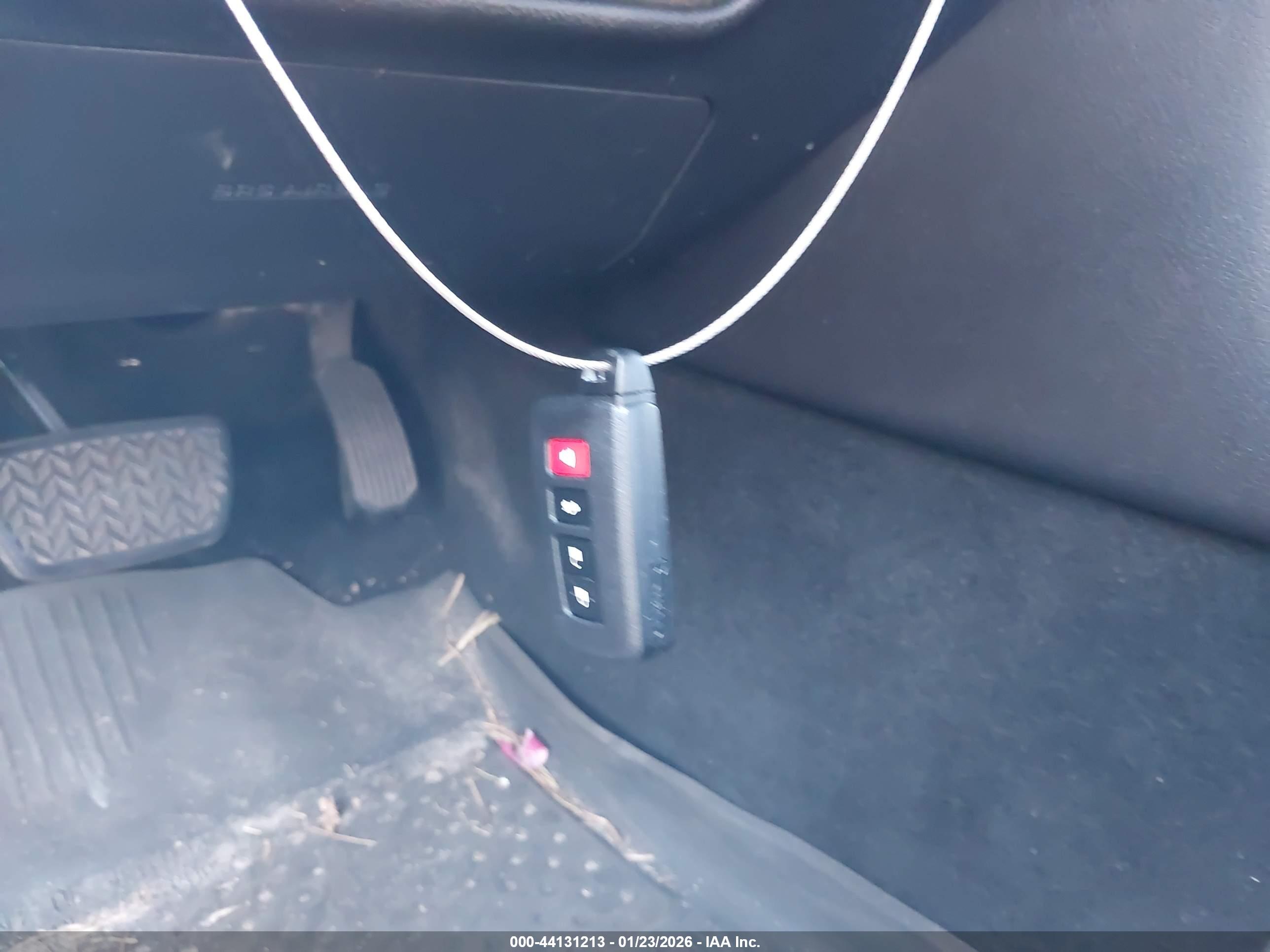 TOYOTA CAMRY image 11