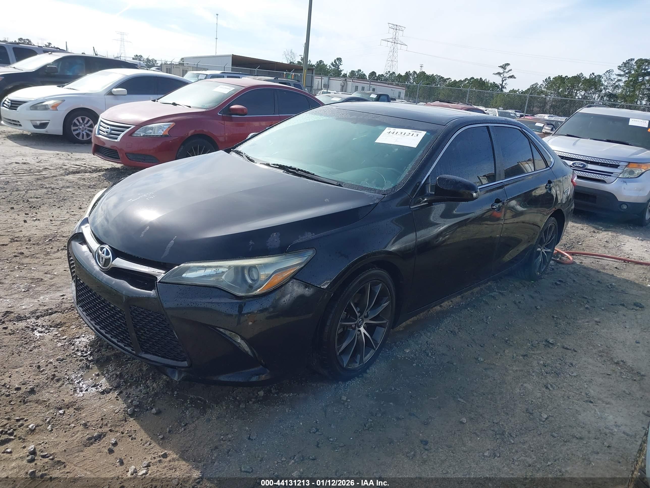 TOYOTA CAMRY image 2